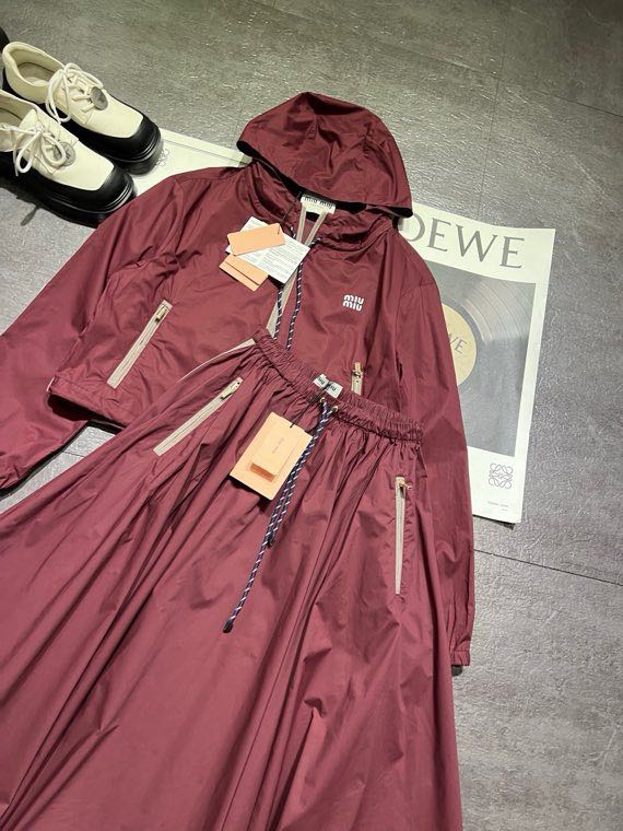 Miumiu Women 240 Miu Mi* 26 Ss Series yb A Miu S | M | L — 1:1 Replica — photo 2