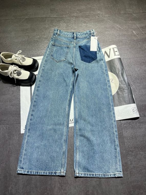 MM6 Women Mm6 Margiela straight-leg loose jeans with front and rear patch pockets, sizes 24-30 — Premium Replica — photo 6