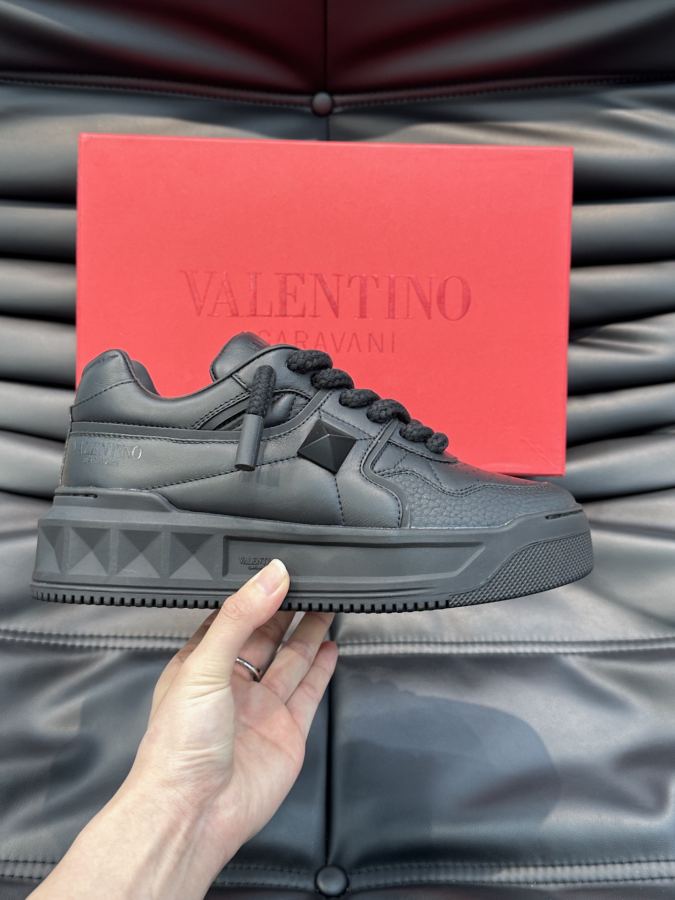 VALENTINO shoe Please contact the homepage for this multi-color detailed picture and real-life video — 1:1 Replica For Sale — photo 4