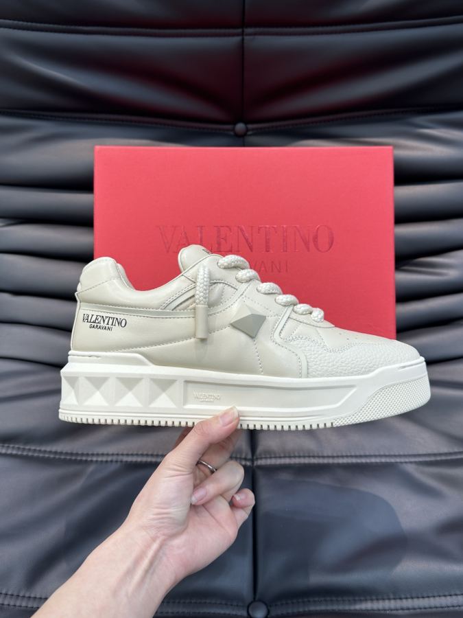 VALENTINO shoe Please contact the homepage for this multi-color detailed picture and real-life video — 1:1 Replica For Sale — photo 3