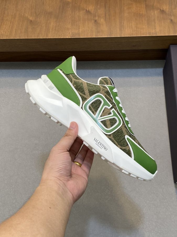 VALENTINO shoe Please contact the homepage for this multi-color detailed picture and real-life video — AAA Quality Replica — photo 8