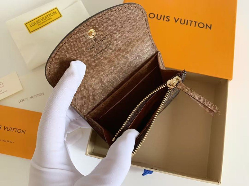 Special Offer! Purchase any item, and get this LV Wallet (M41939) absolutely FREE! Compact and practical, this elegant wallet easily slips inside your handbag or pocket. Dimensions: 11 × 8 × 2.5 cm. Don’t miss out on this complimentary gift