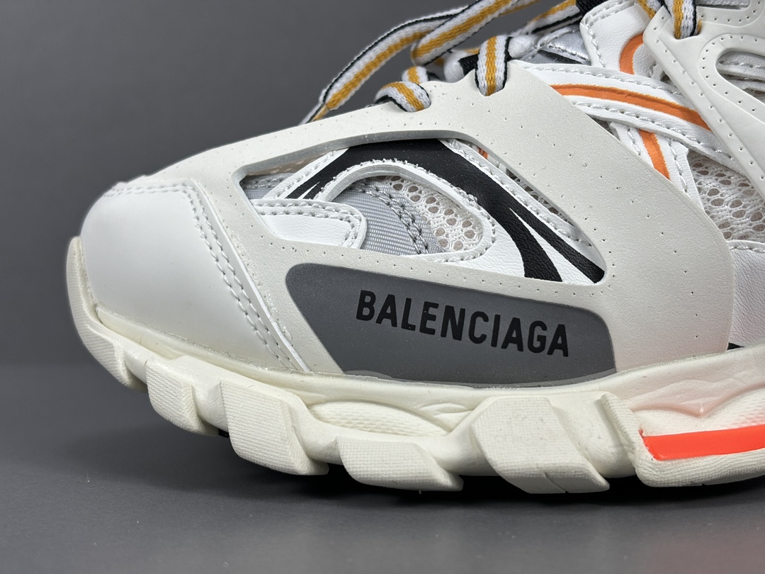 Обувь Balenciaga P Channel Advantage доступна оптом
