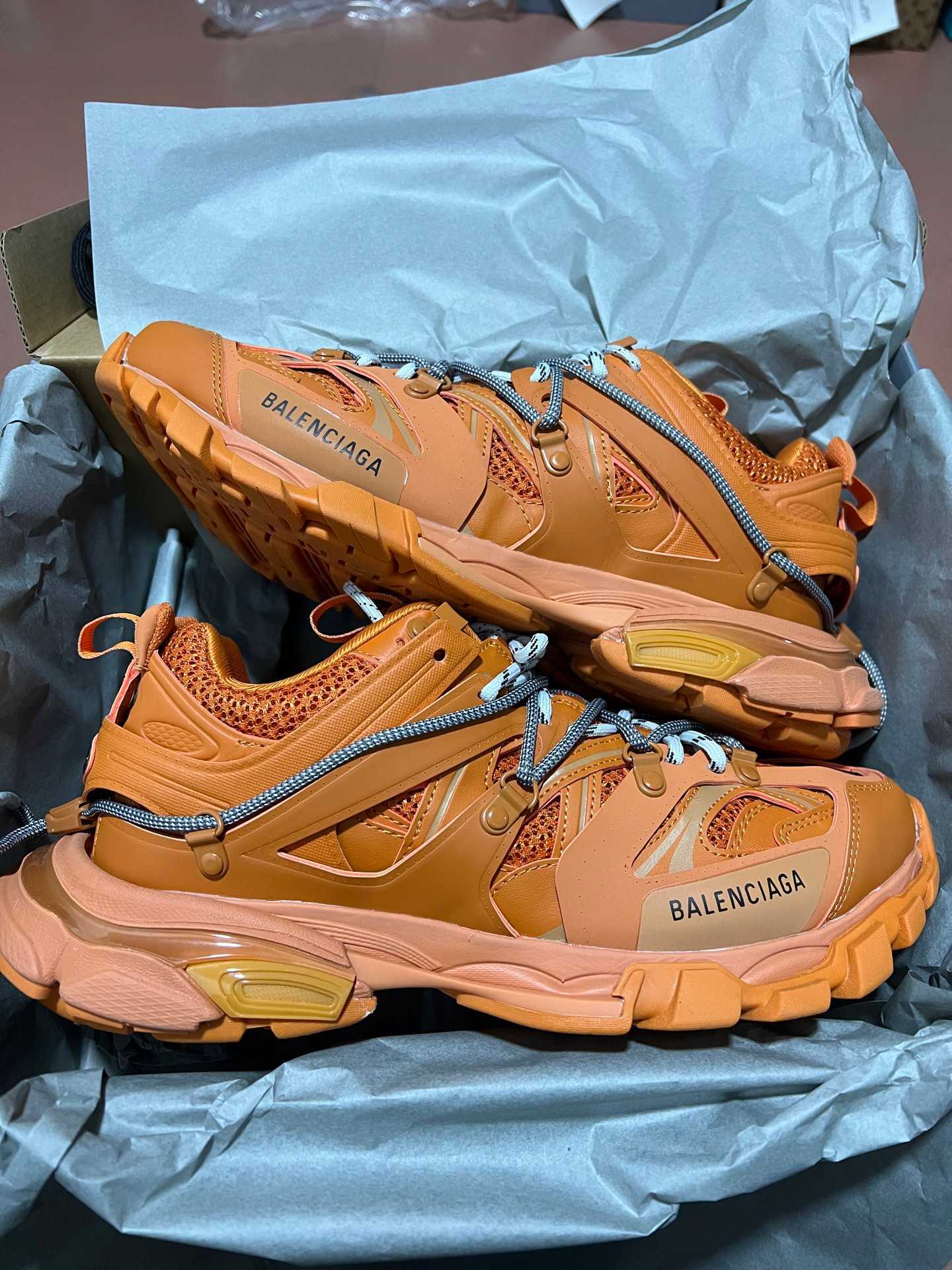 vg Track 1.0 Trail Laces Balenciaga 3.0 800592 WTRHK7000 — 1:1 Replica