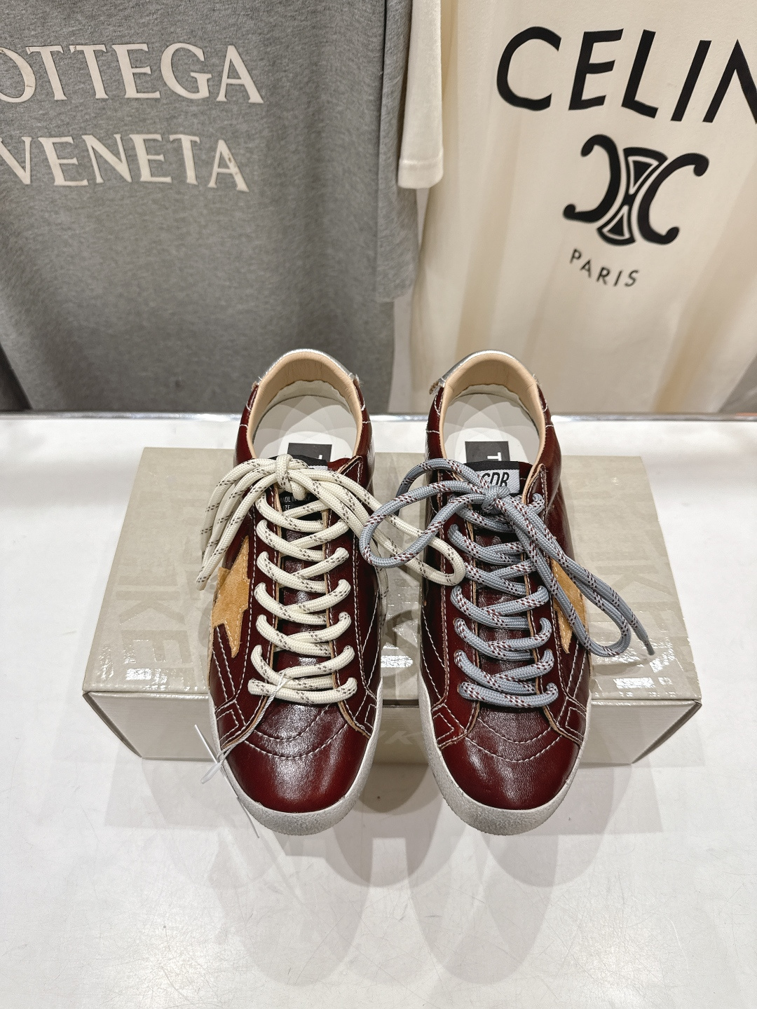 Golden Goose Super Star Burgundy Gold White Beige Skate Shoe BS-87461