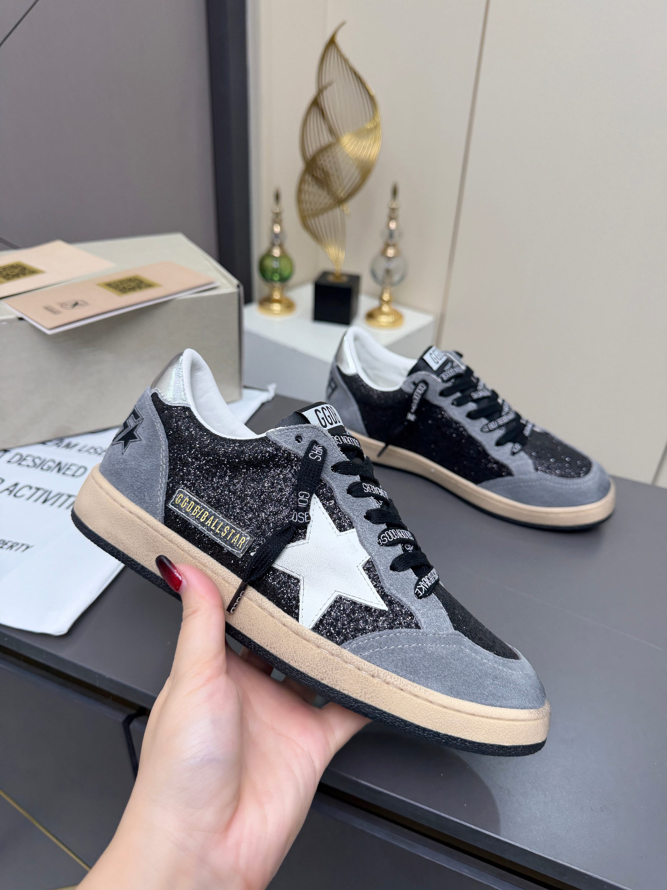Golden Goose Ballstar Black Grey White Beige Silver Skate Shoe BS-87354