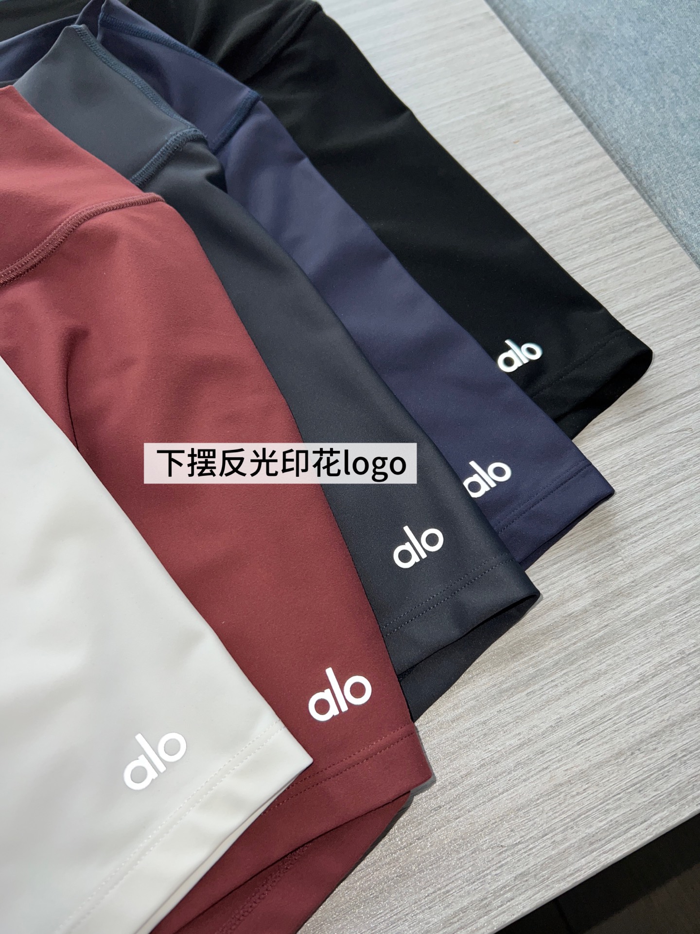 Alo Shorts Aloyoga Women's — 1:1 Replica