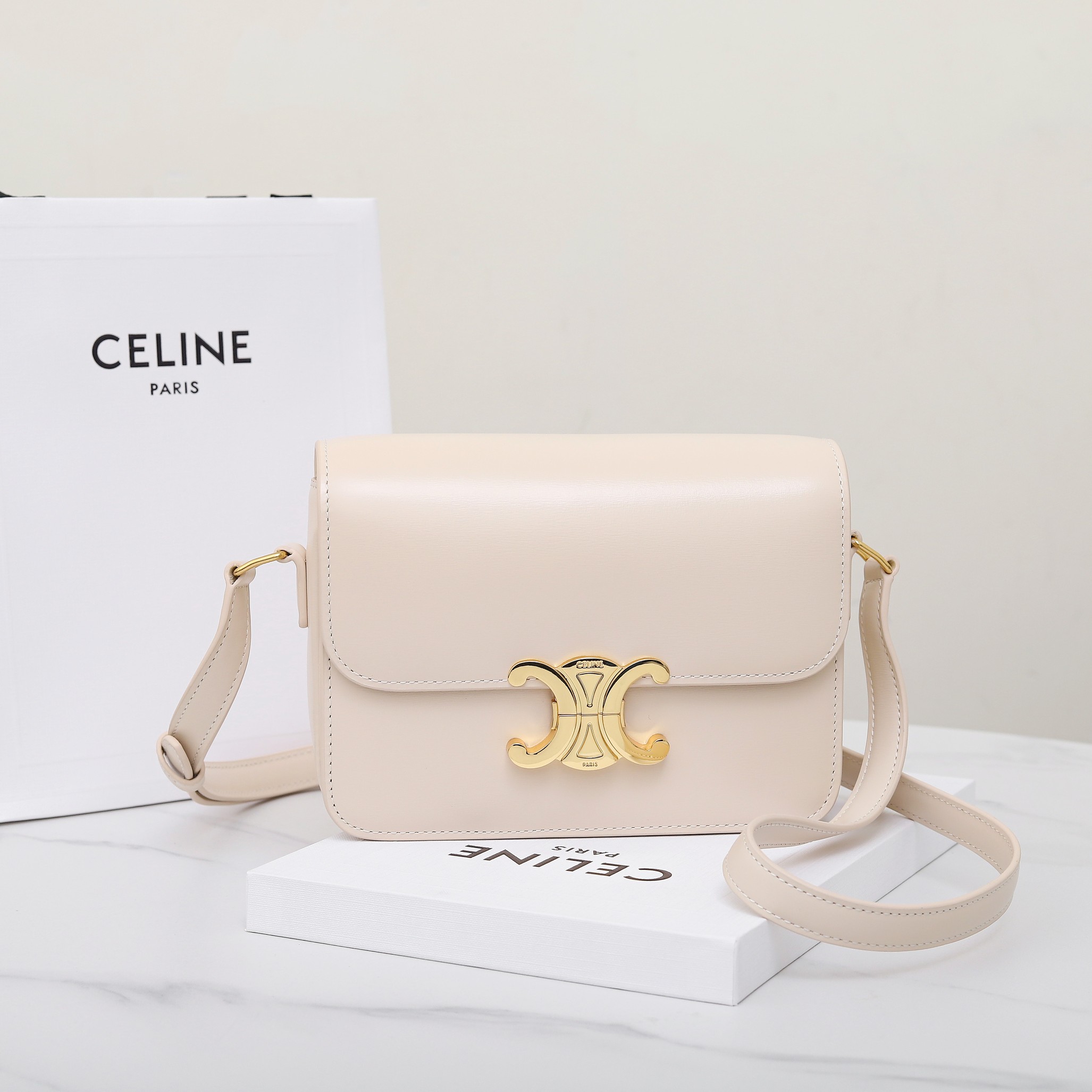 Celine bag New 188882/188423 18.5x14x6cm CELINE — AAA Quality Replica