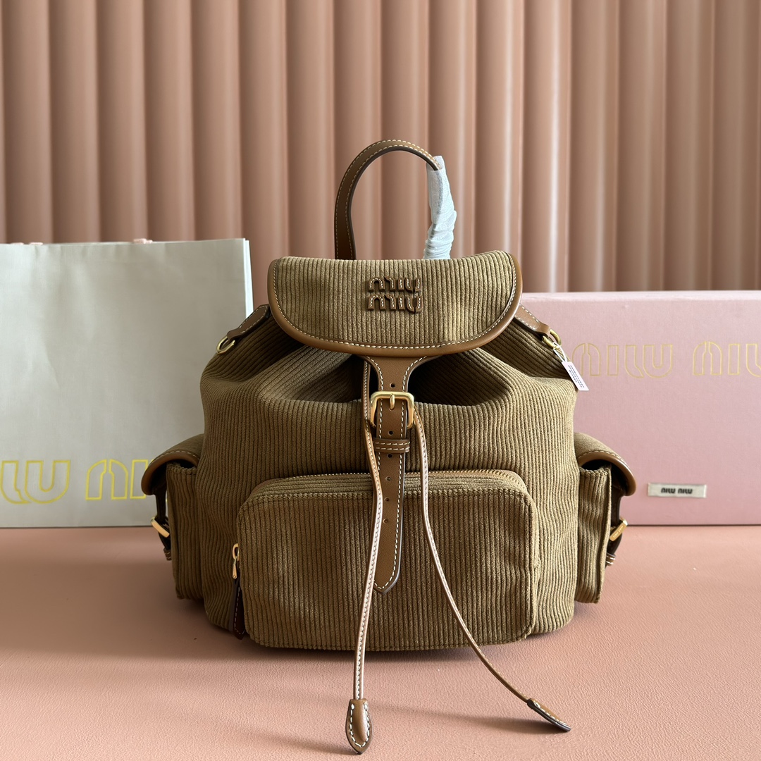 Miu bag A new college-style backpack, canvas and imported calfskin, thick wear-resistant linen — Premium Replica