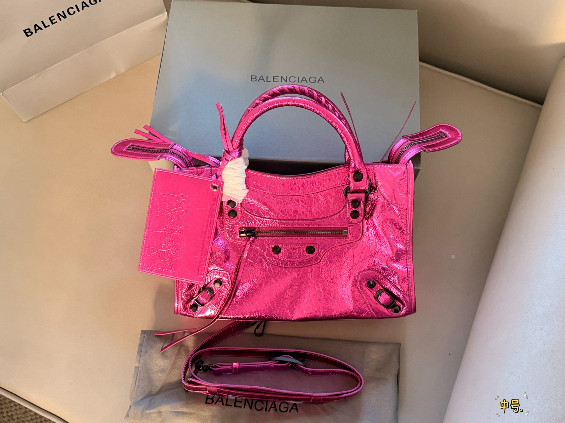 Balenciaga bag Comes with box: first layer of cowhide leather — 1:1 Replica