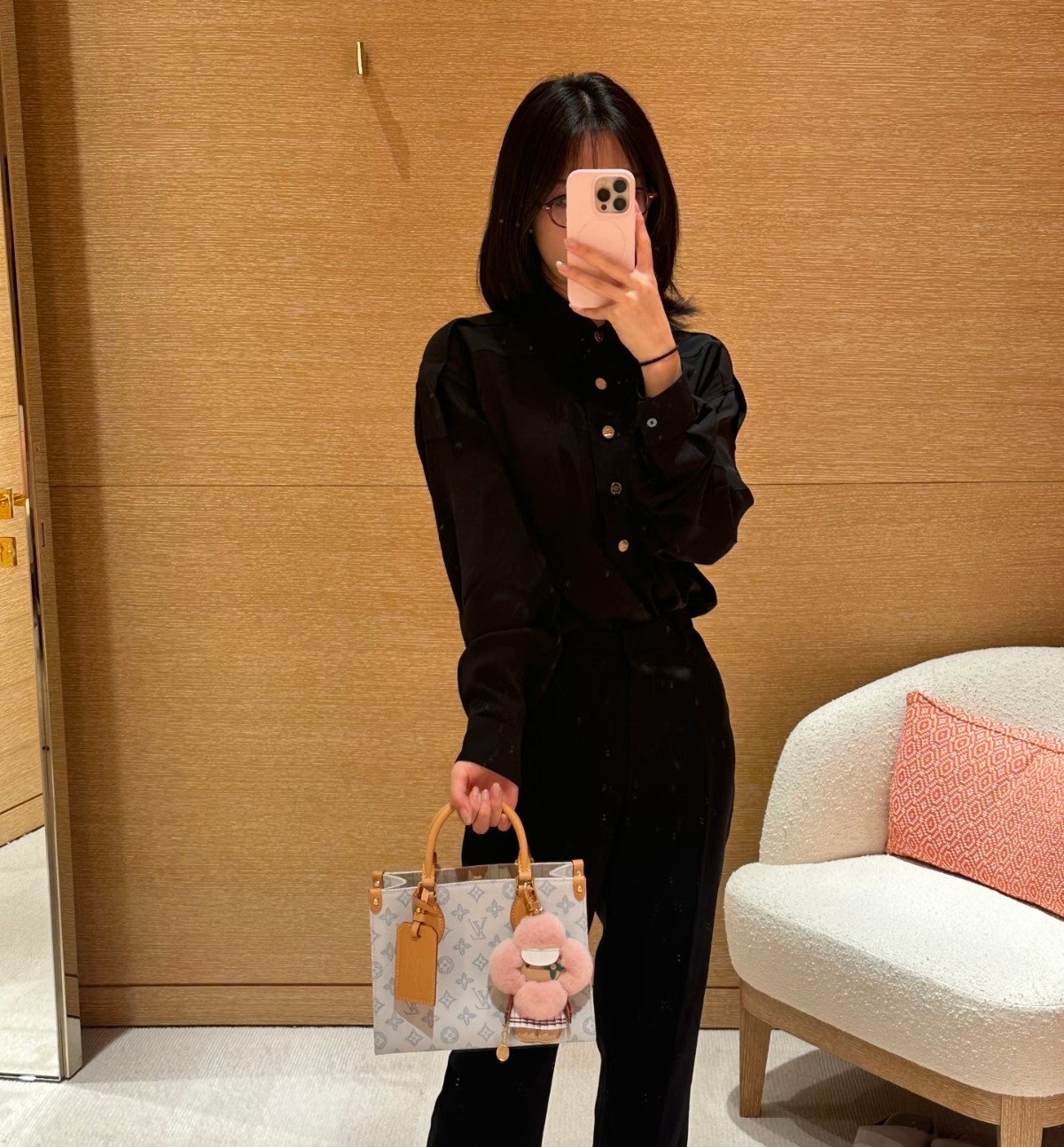 LV bag Square and square, the more I look at it, the more I fall in love with it — AAA Quality Replica