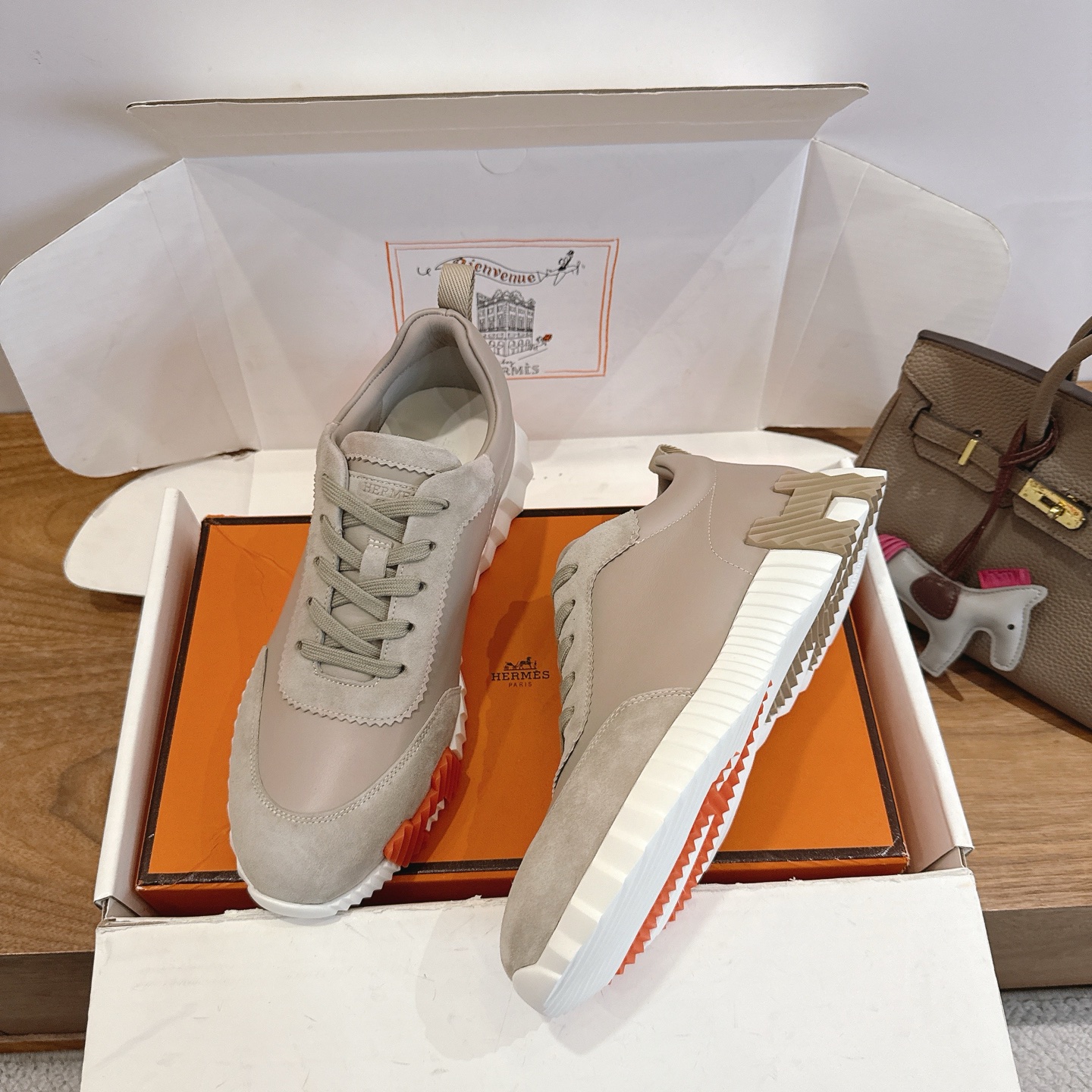 Scarpe da donna Hermes herme…s ss25 nuovo arrivo