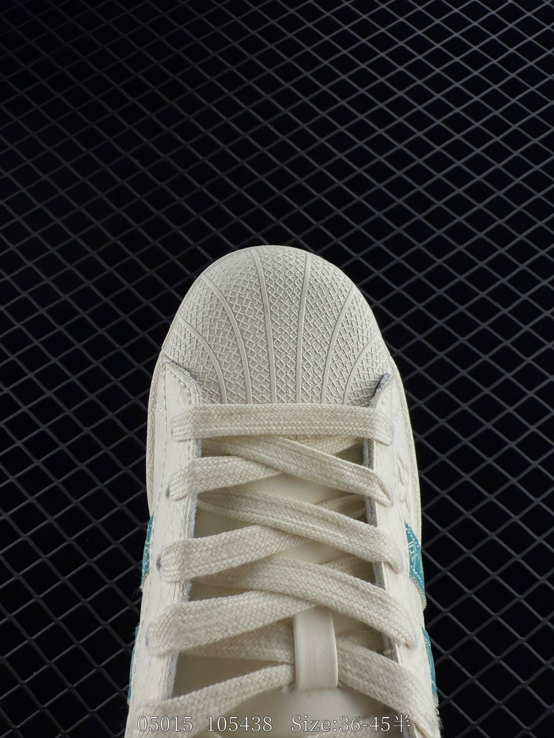 ADIDAS SUPERSTAR The Das shell toe series adopts a new top-layer spliced leather material. The heel — 1:1 Replica