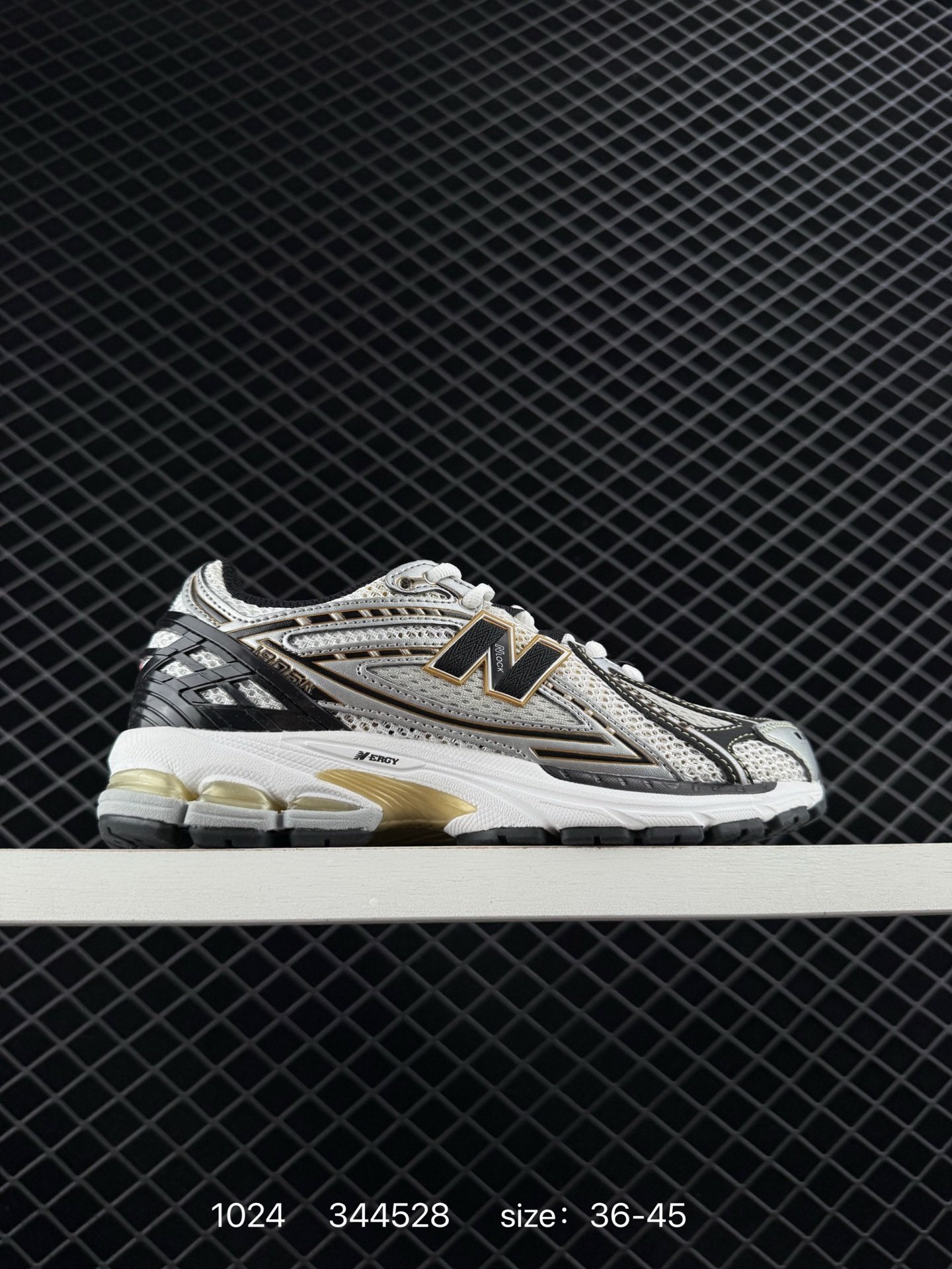 New Balance M1906