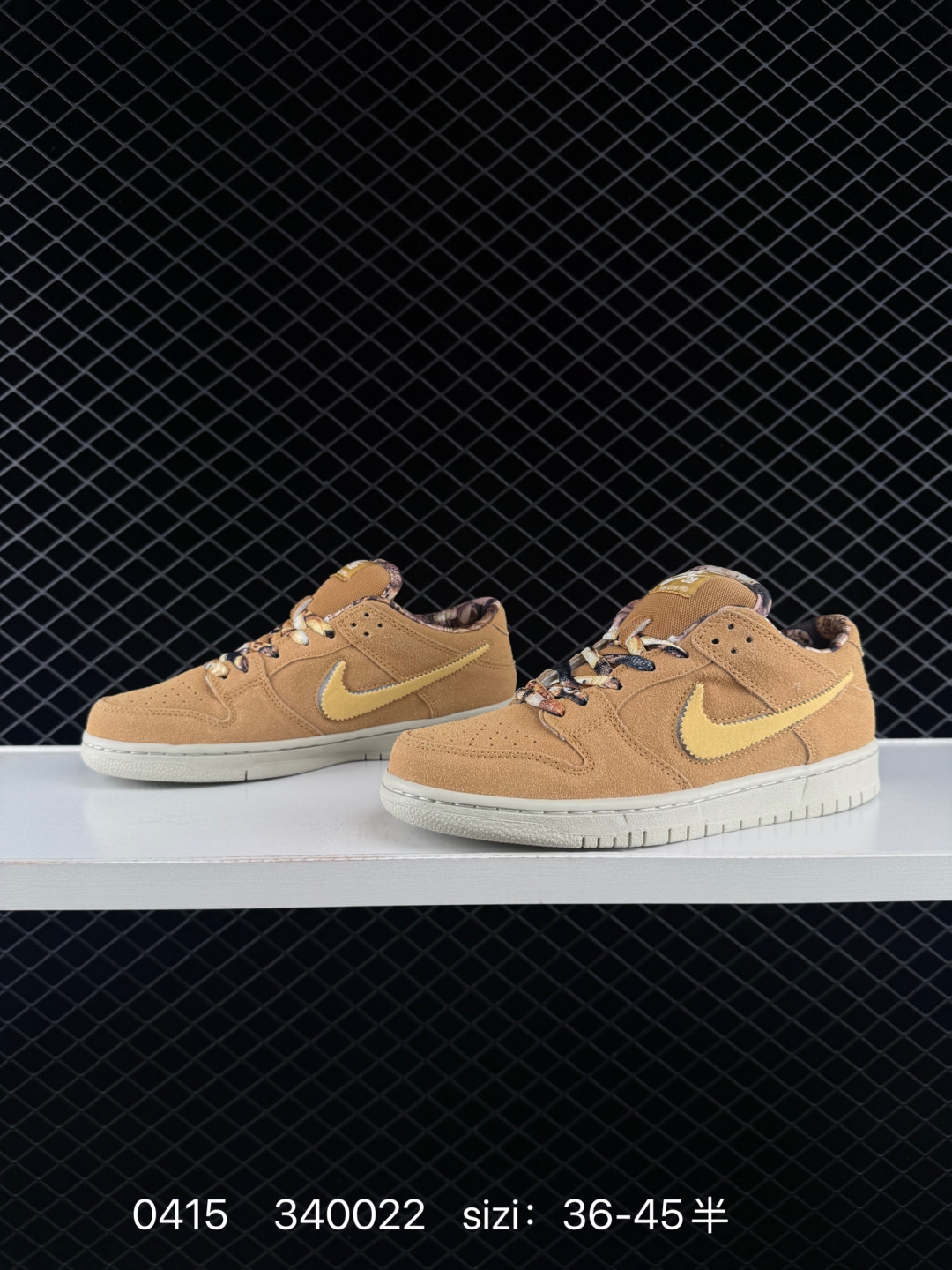 NIKE SB DUNK NIKE DUNK LOW:IO9508-200:36 4 — AAA Quality Replica