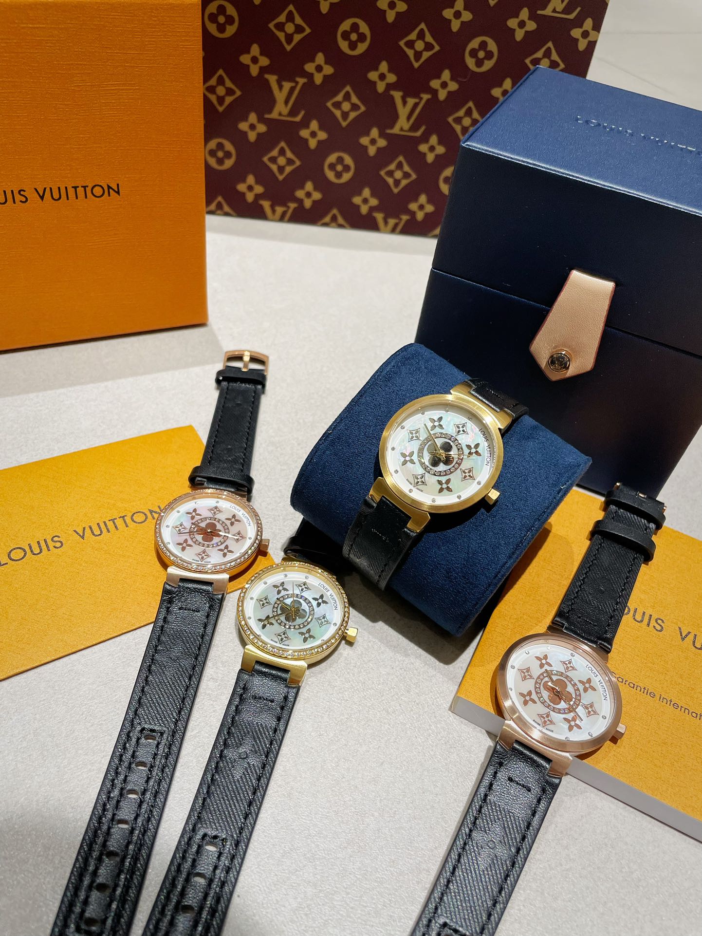 Louis Vuitton Watches LV TAMBOUR SLIM 34mm1. 2. 3. 1. ECCO Leather — Premium Replica