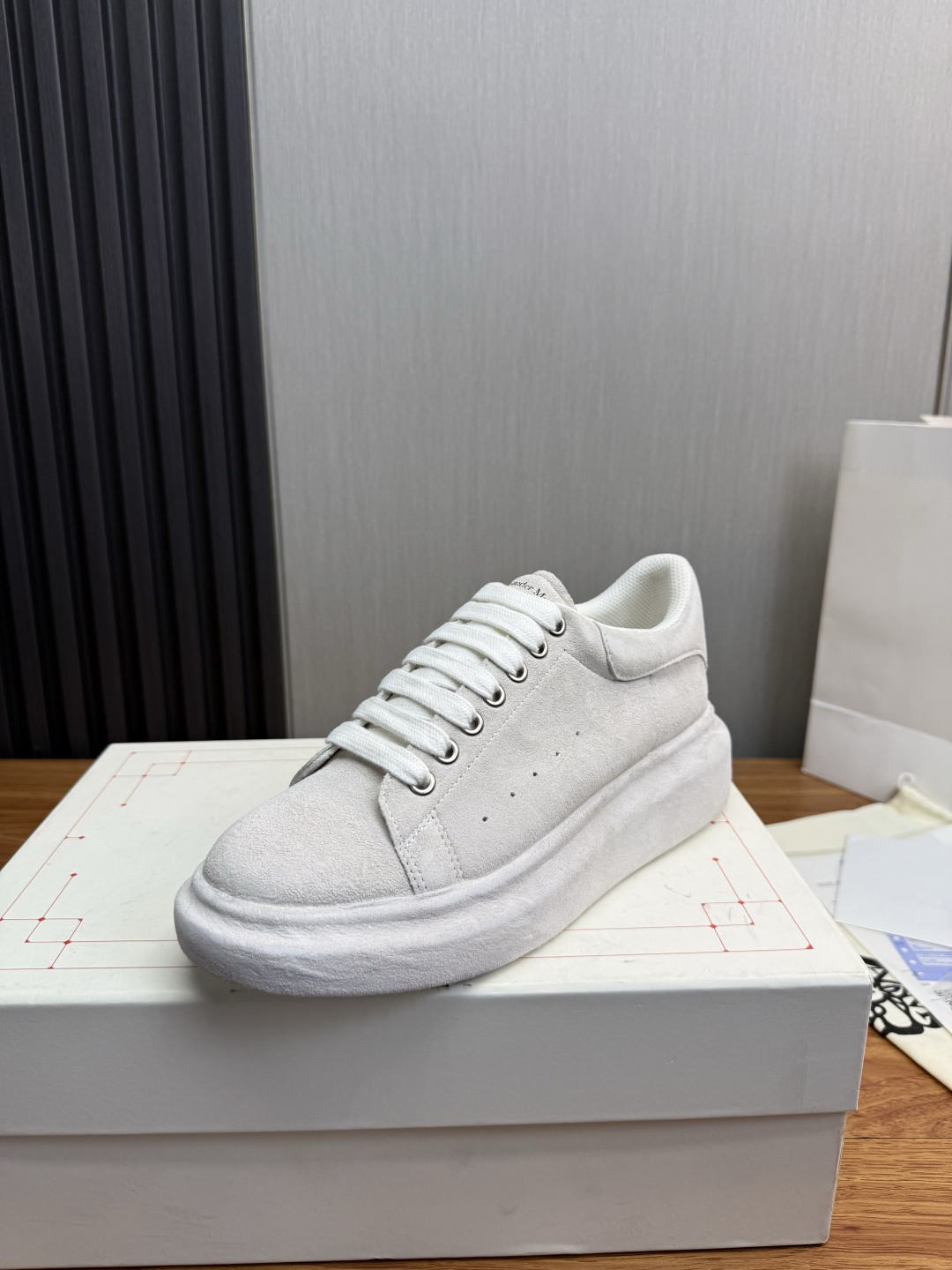 Alexander Mc Queen Women's Shoes Factory — AAA Quality Replica
