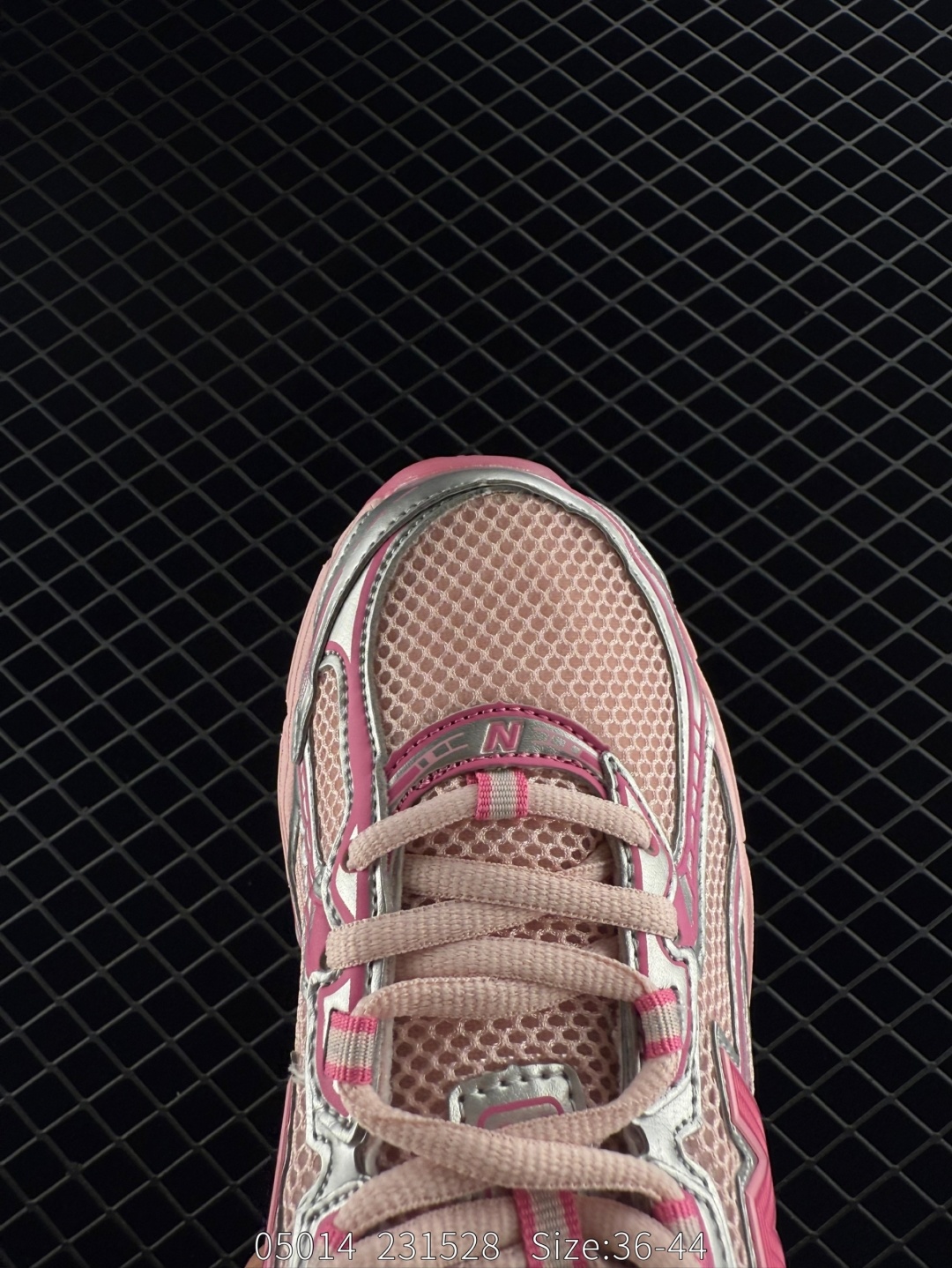 New Balance 740 NB740:U740 AR2:36 4 — 1:1 Replica For Sale