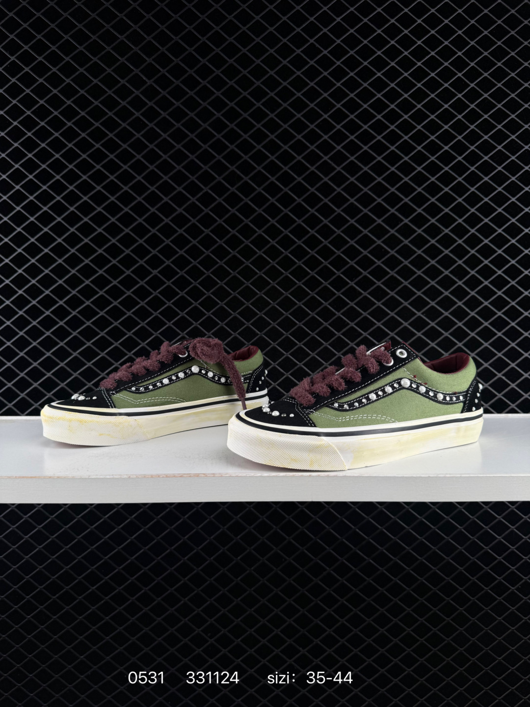 САТОШИ НАКАМОТО x Vans Old Skool: 35-44: 331124 ¥ 120