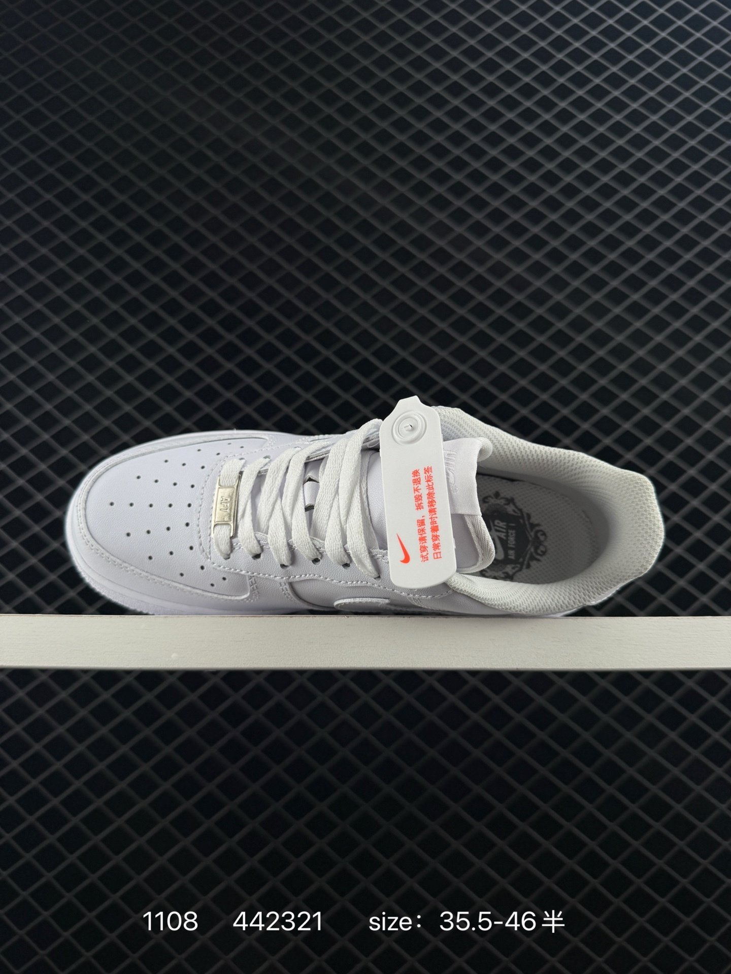 NIKE AIR FORCE 1’07:DD8959-100 Размер:36