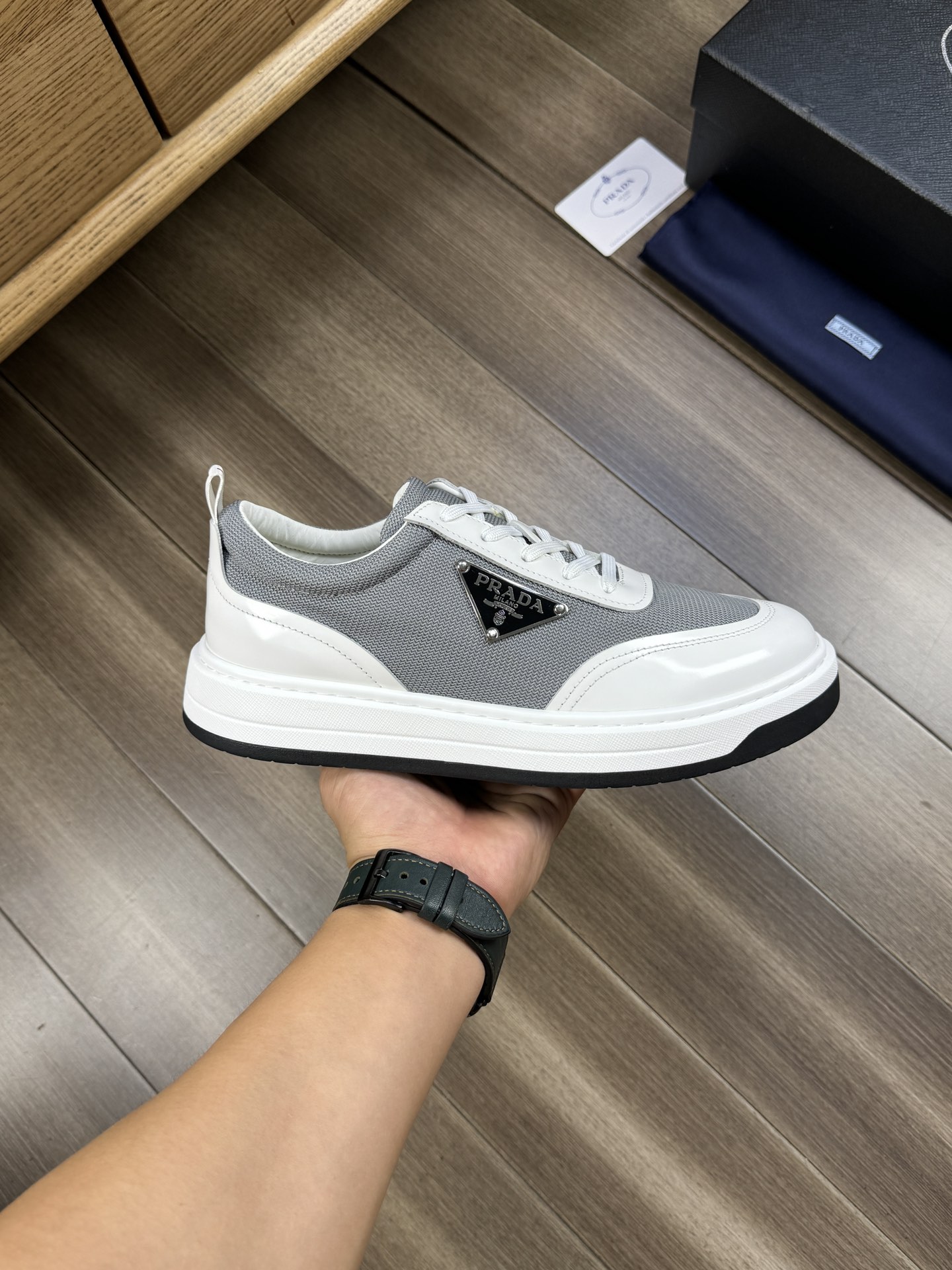 Prada shoe This multi-color detailed picture is shot in real life video. Contact the home page. — AAA Quality Replica