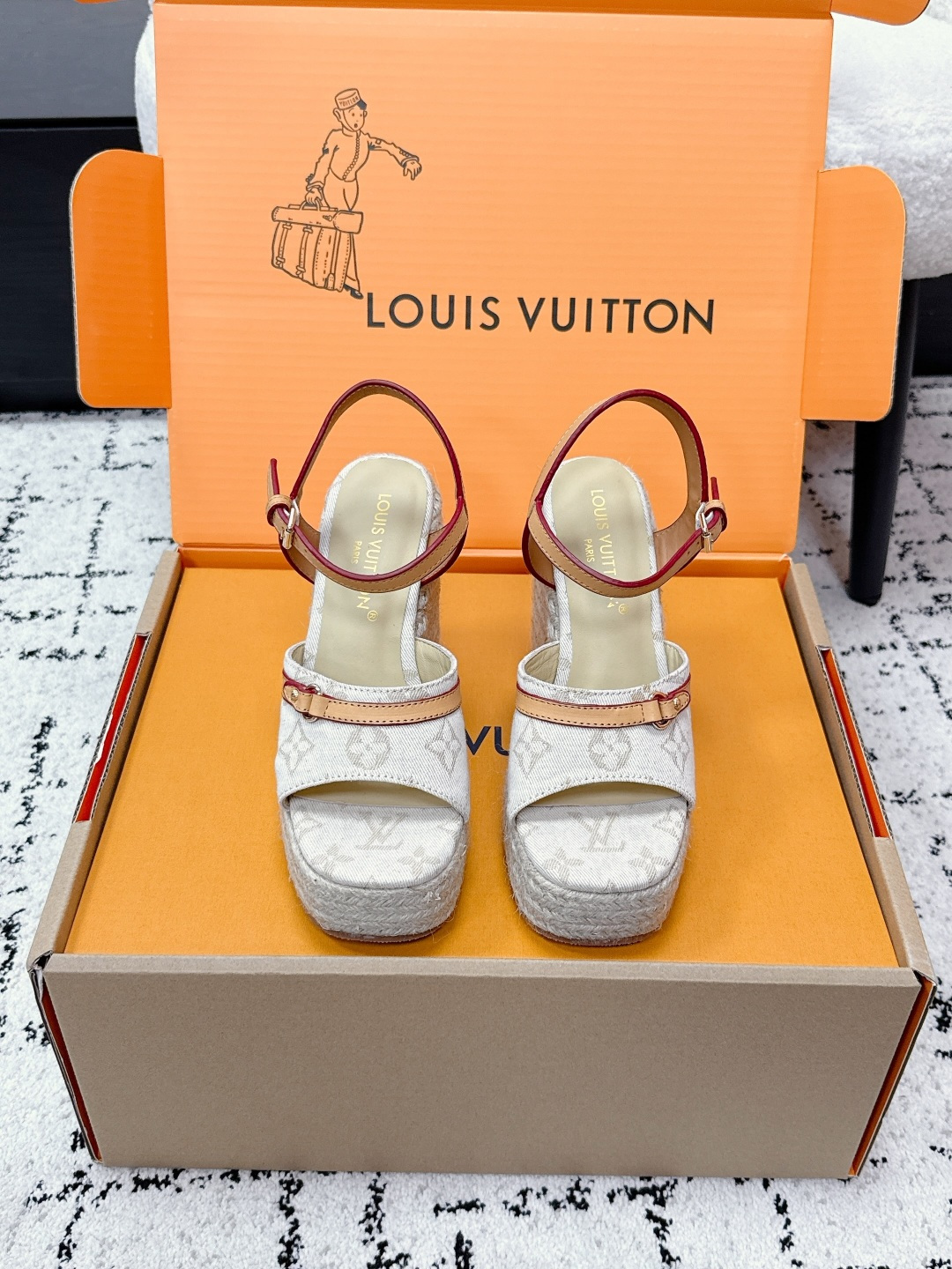 LV women's shoes LOUIS VUITTON Isola 26 — 1:1 Replica For Sale