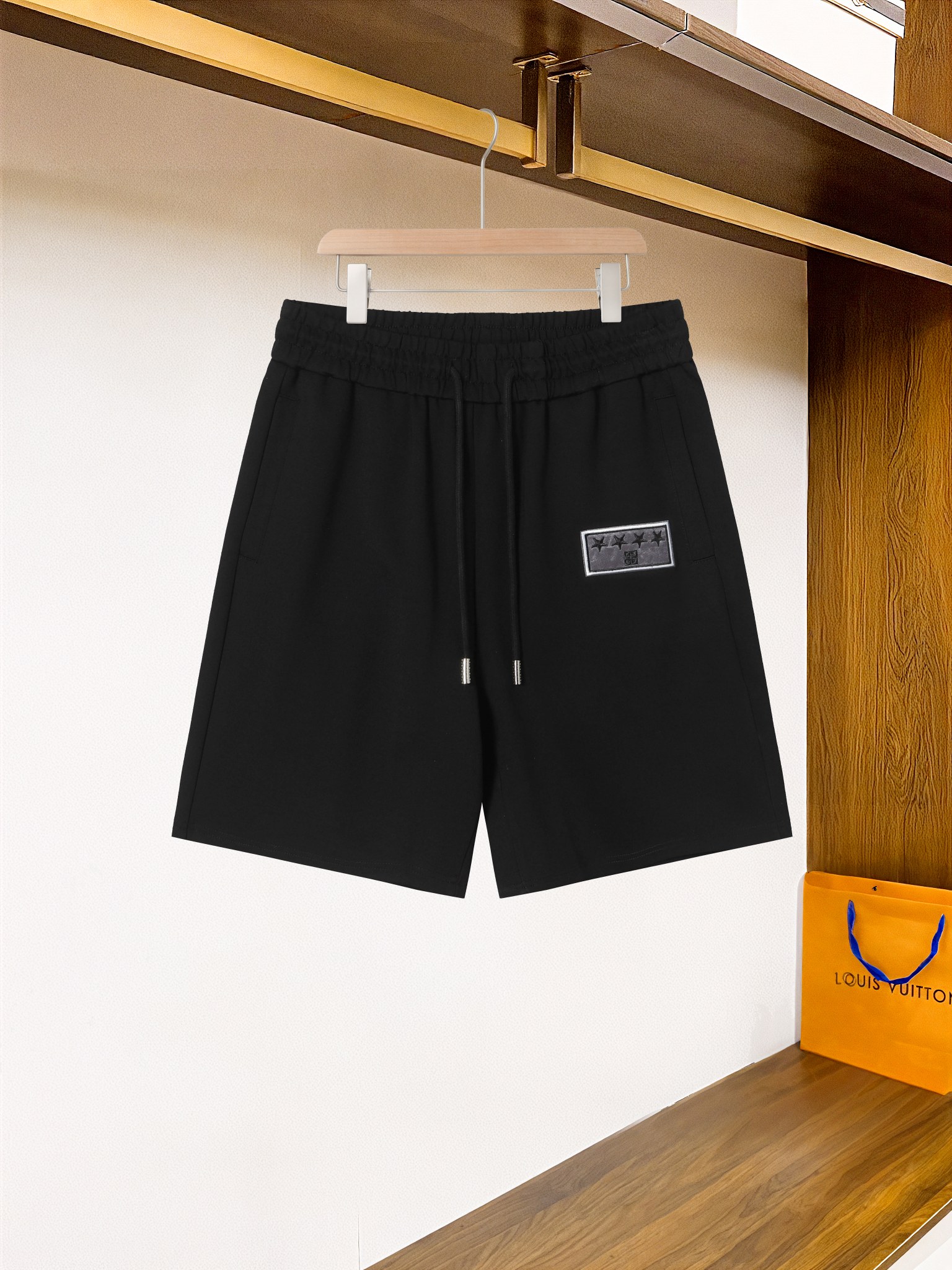 GVC men Givenchy 2025 early spring new casual shorts, trousers body craftsmanship design, imported — AAA Quality Replica