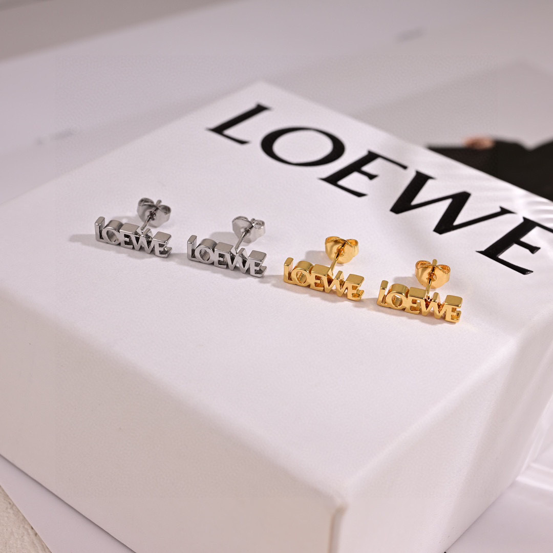 Loewe Schmuck LOEWE LOEW E Anagram LOGO, 18k