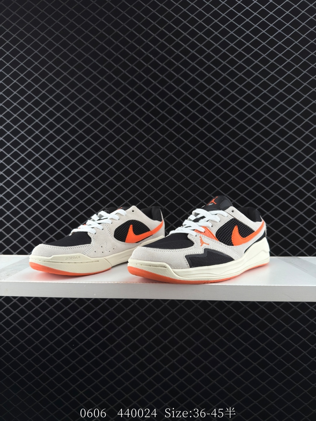 Autres NIKE Jordan CMFT ERA: HJ6777 018: