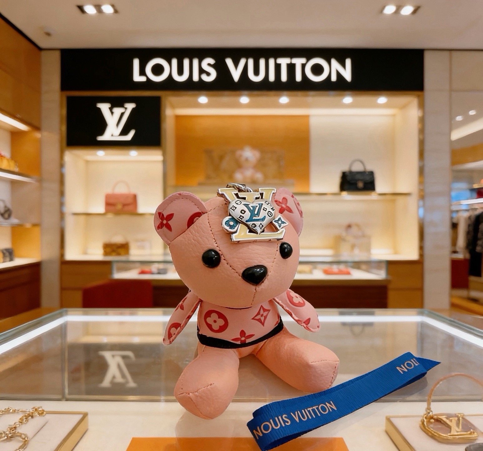 Louis Vuitton Jewelry New Release LV Keychain lv New Charm Anger Forest Keychain — AAA Quality Replica