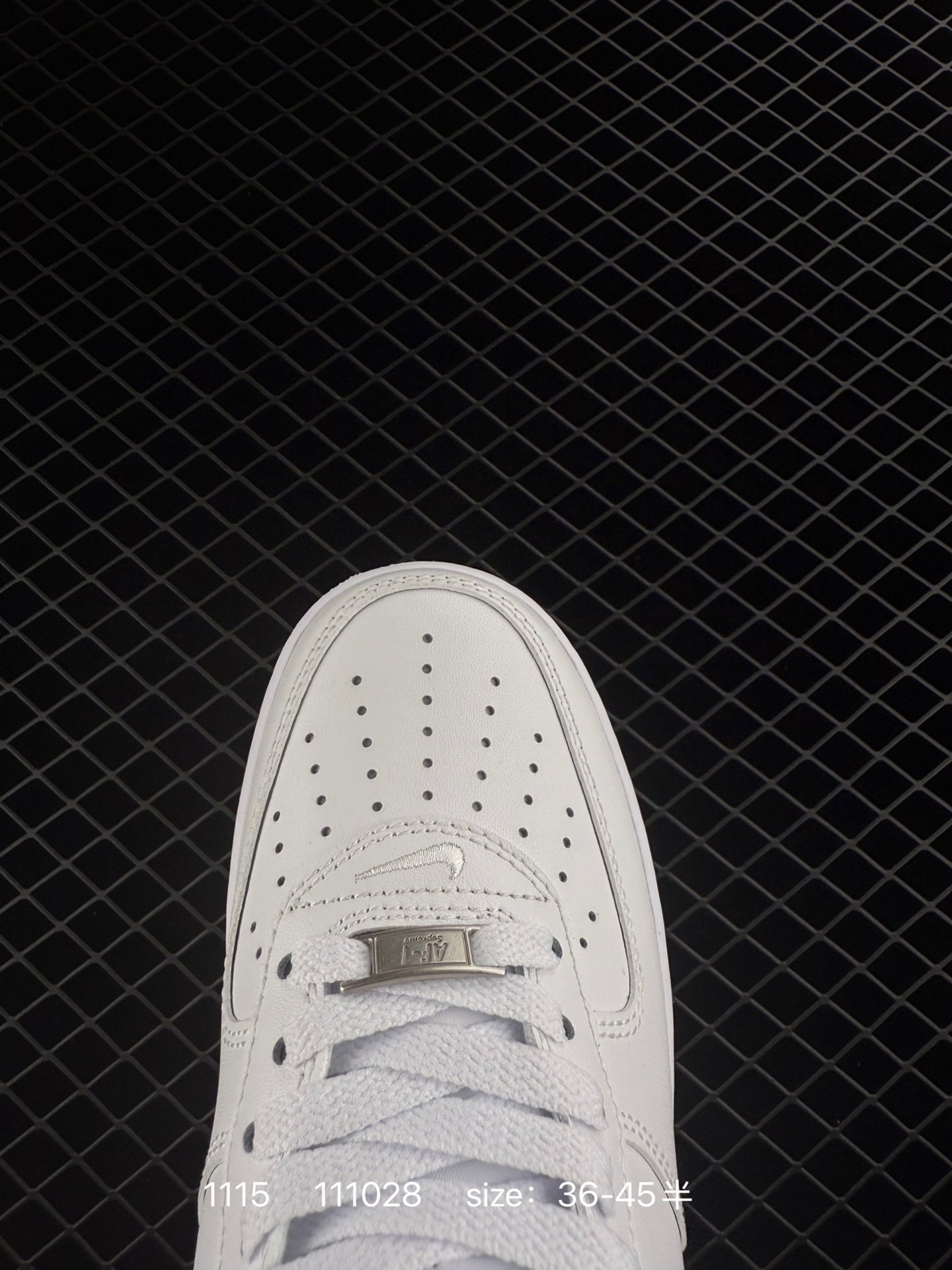 Nike basketball shoe — practical uses d1da73 photo 1