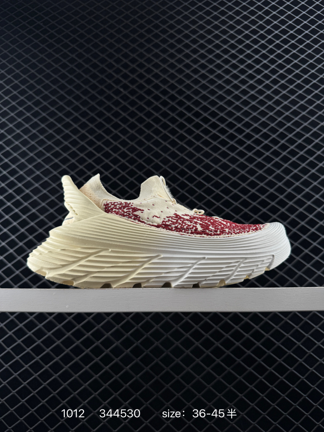HOKA ONE ONE Restore TC Chukka Cream White Red EU 36-45 Running Shoe Running Sneakers - Unisex BS-86428