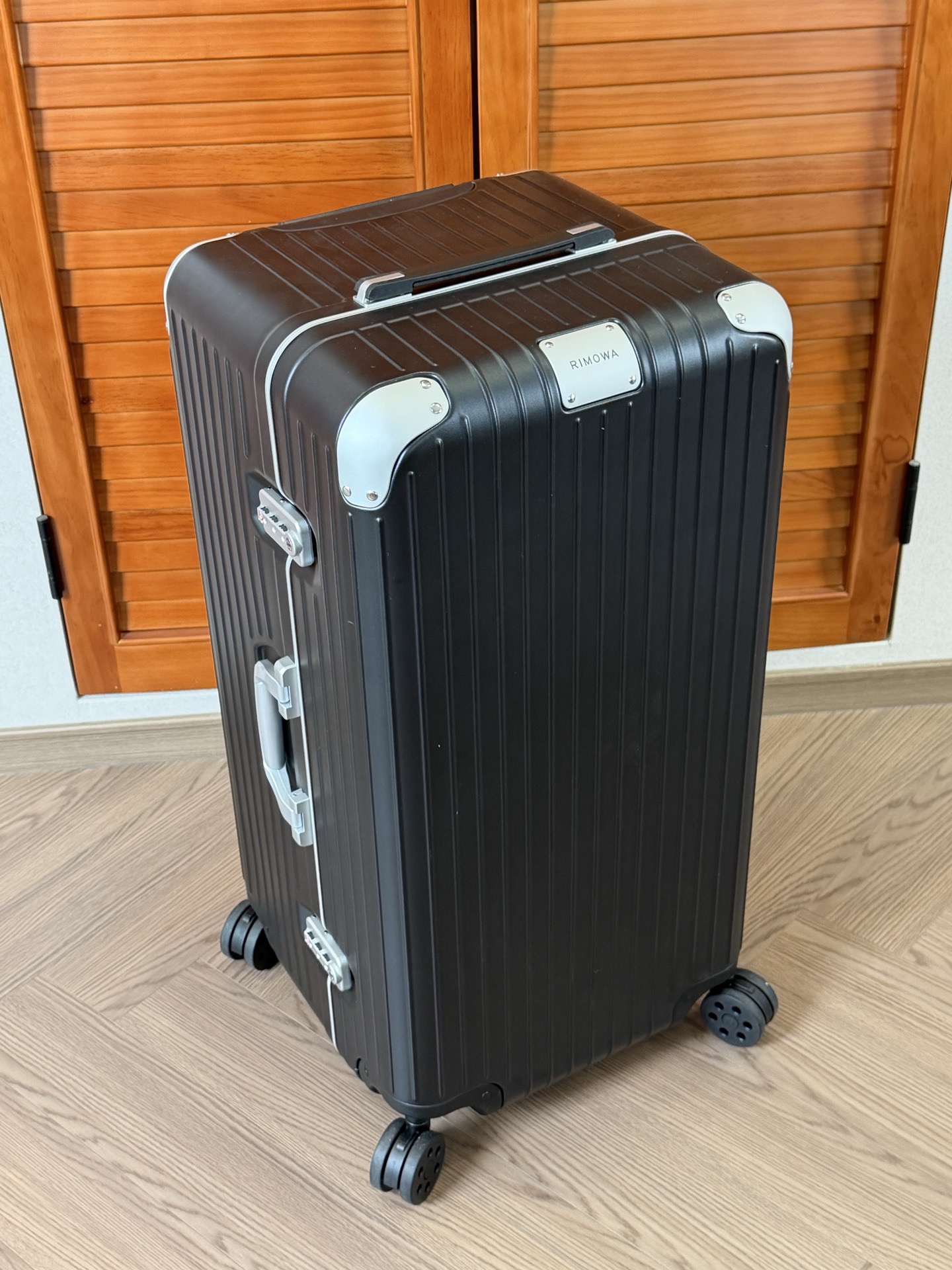 suitcase RIMOW/ w Hybird — 1:1 Replica For Sale