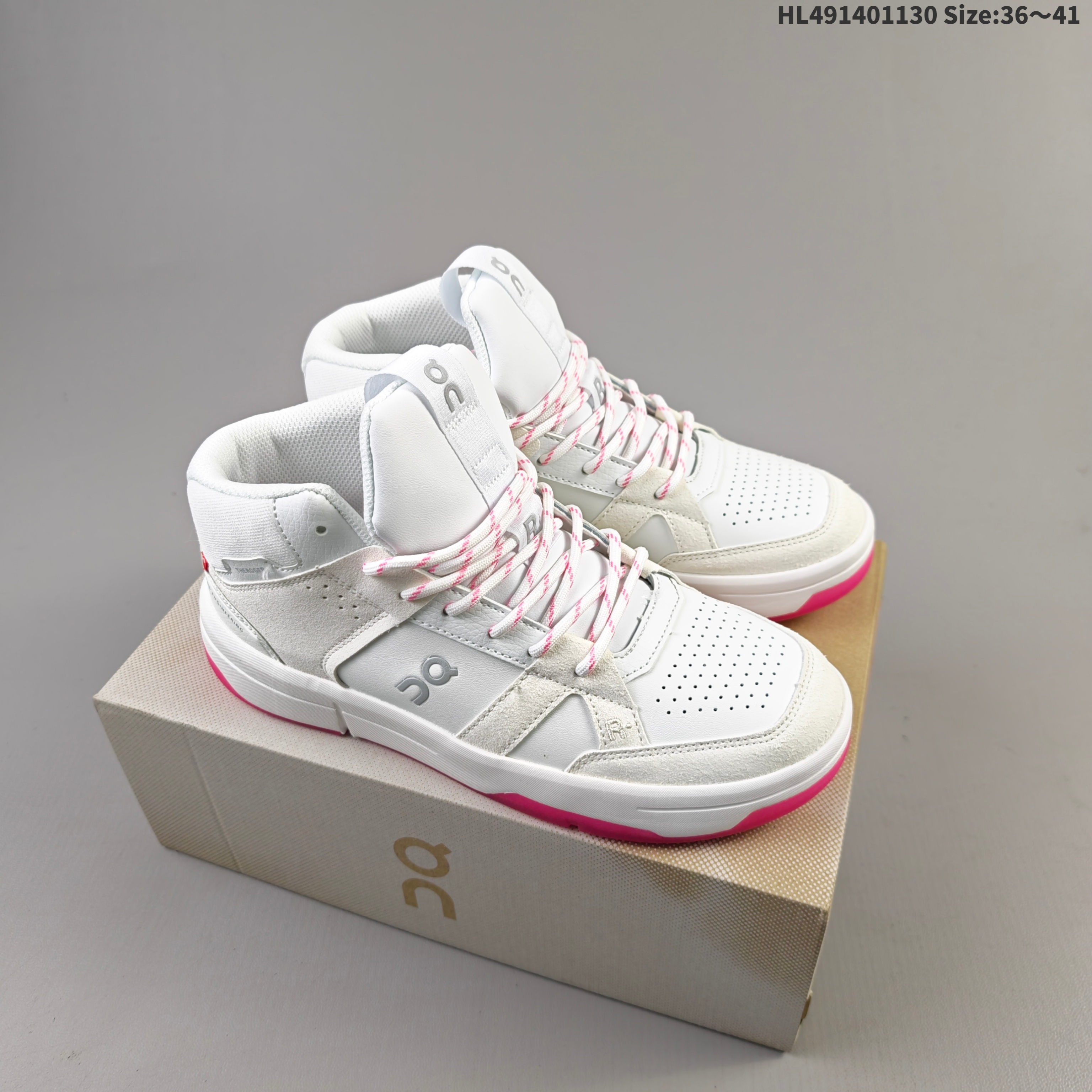 THE ROGER Clubhouse Cloud X On Running “ ” On