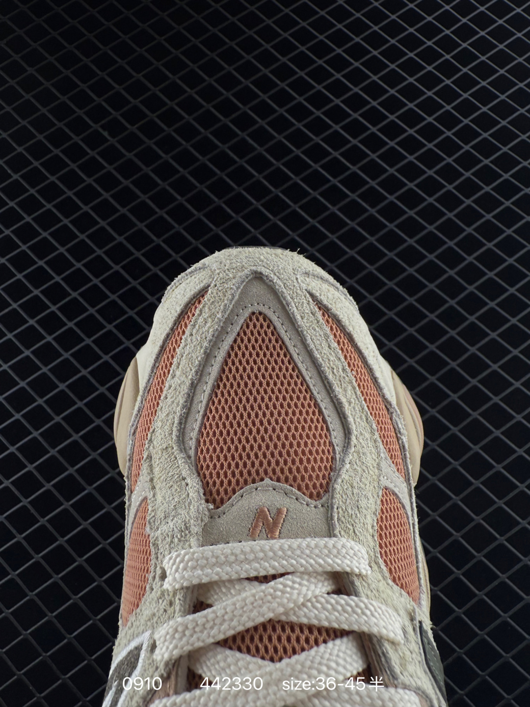 New Balance 9060 Beige Peach Brown Off White EU 36-45 Sneaker Unisex BS-82848