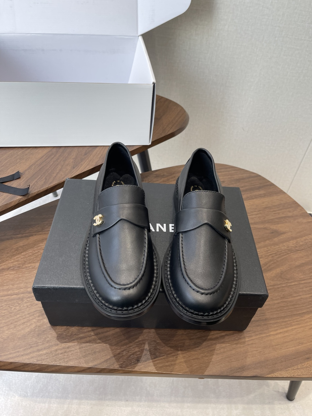 CHANEL damskor (Officiell webbplats synkroniserad boxförpackning)