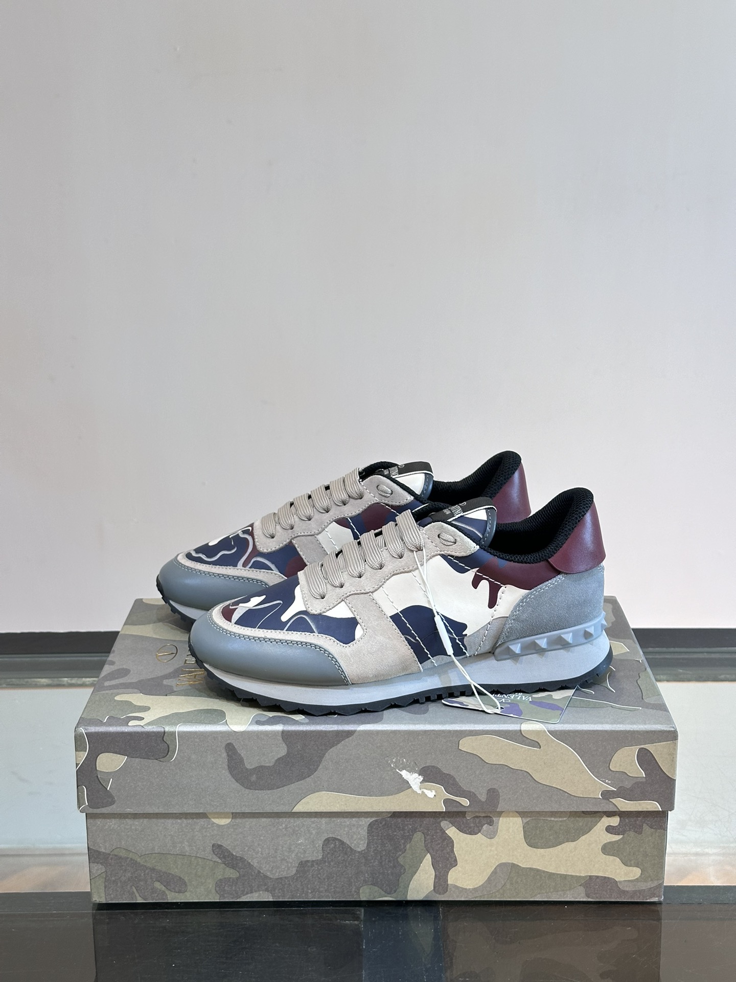 VALENTINO shoe Please contact the homepage for this multi-color detailed picture and real-life video — 1:1 Replica