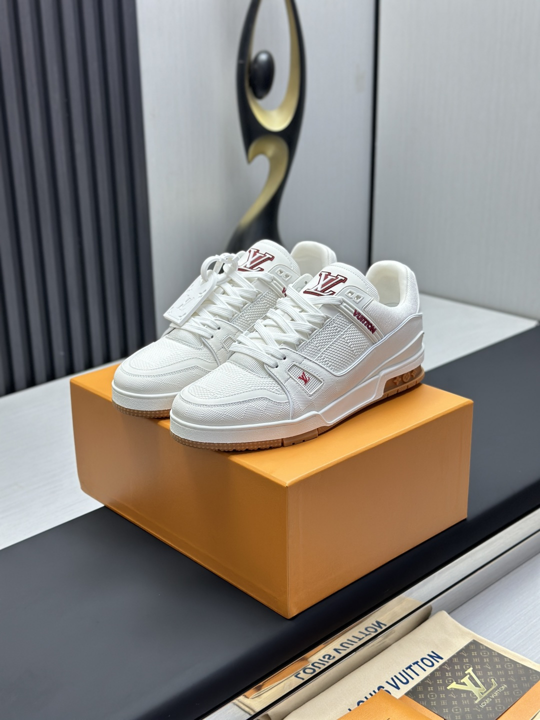 Louis Vuitton shoe D LV-Louis Vuitton- New — 1:1 Replica For Sale