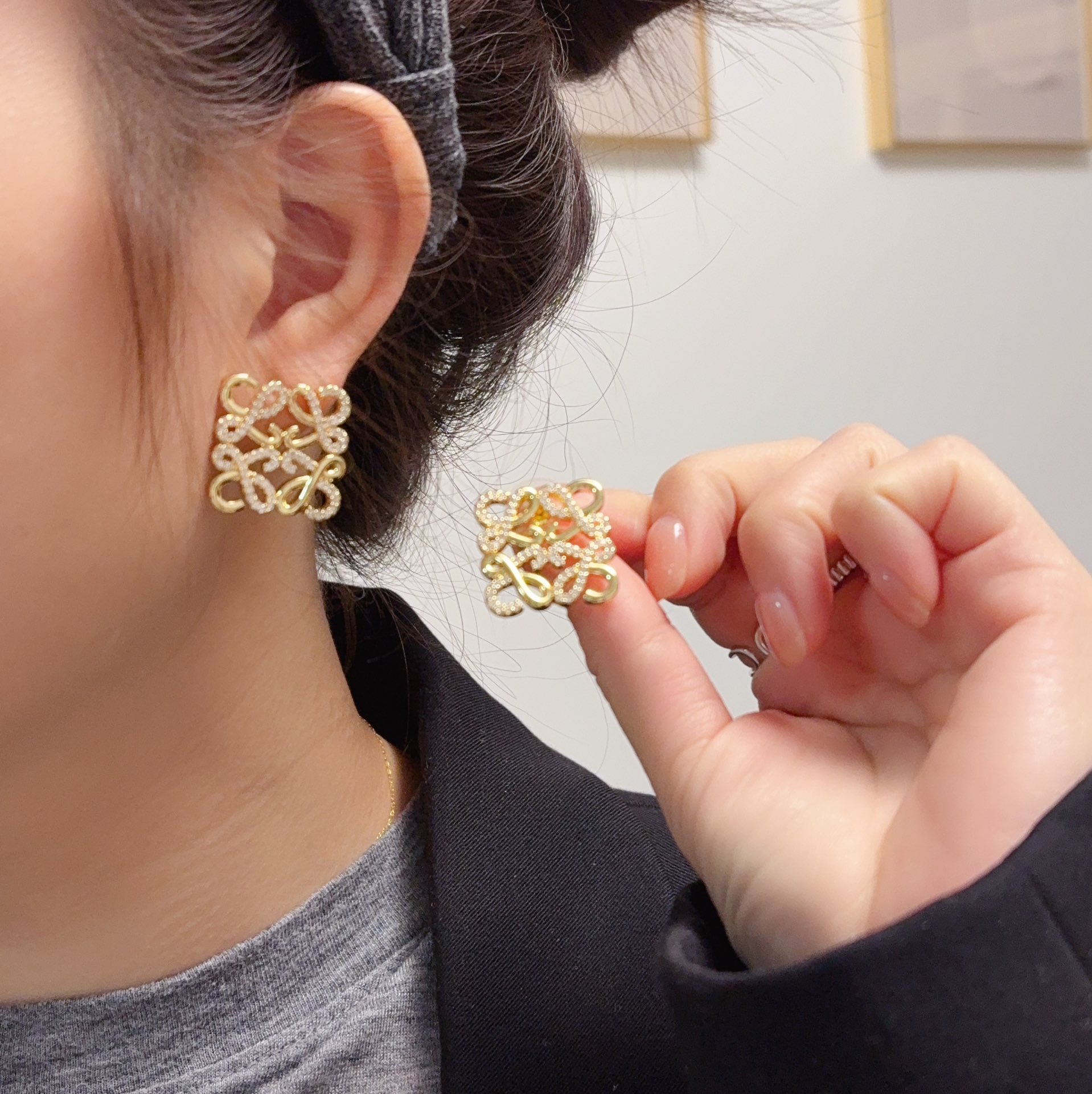 Loewe Jewelry New LOEWE L0 EWE Anagram LOEWE ZP — 1:1 Replica
