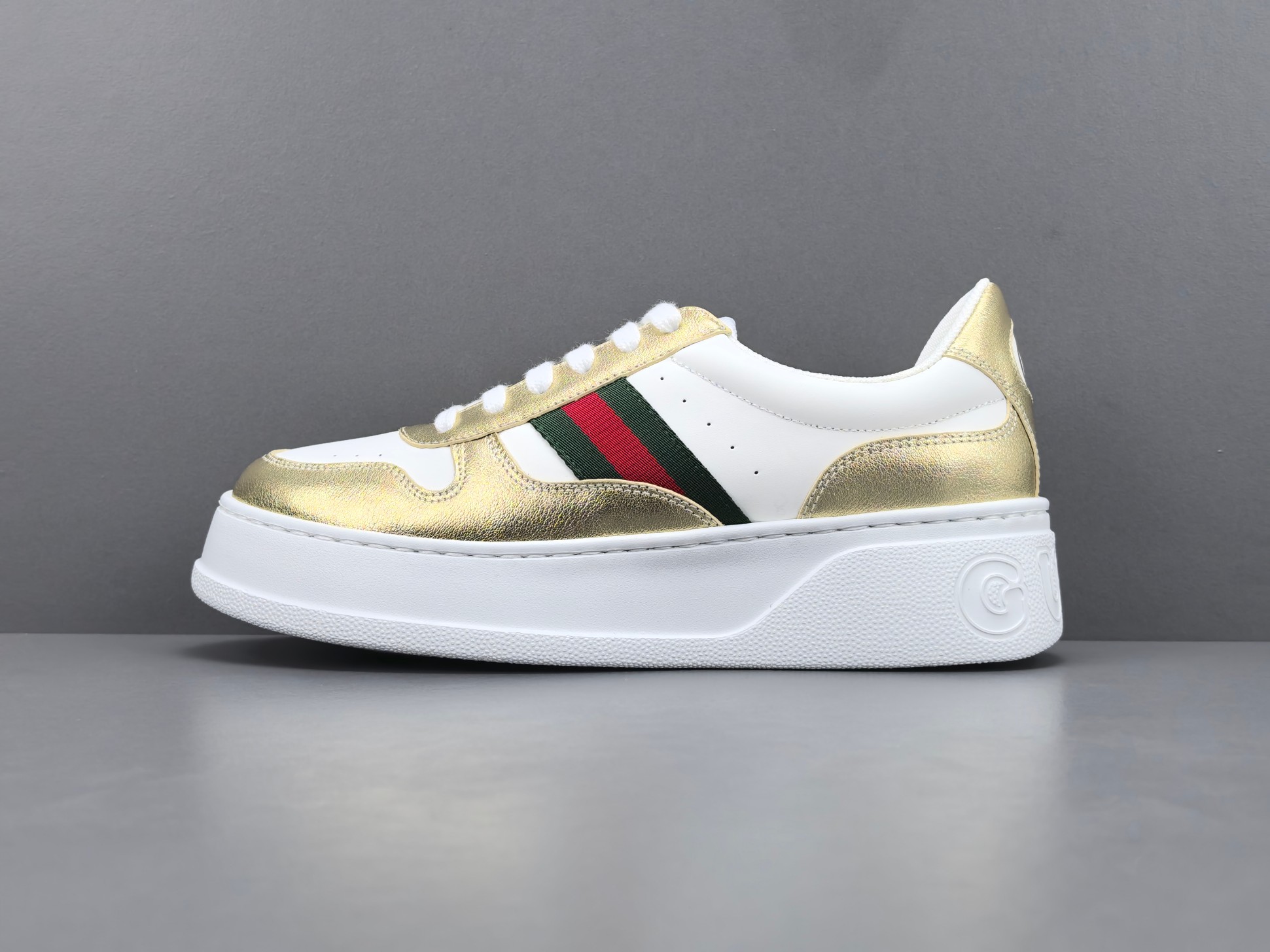 Доступна оптовая продажа GUCCI SHOE P Channel Advantage
