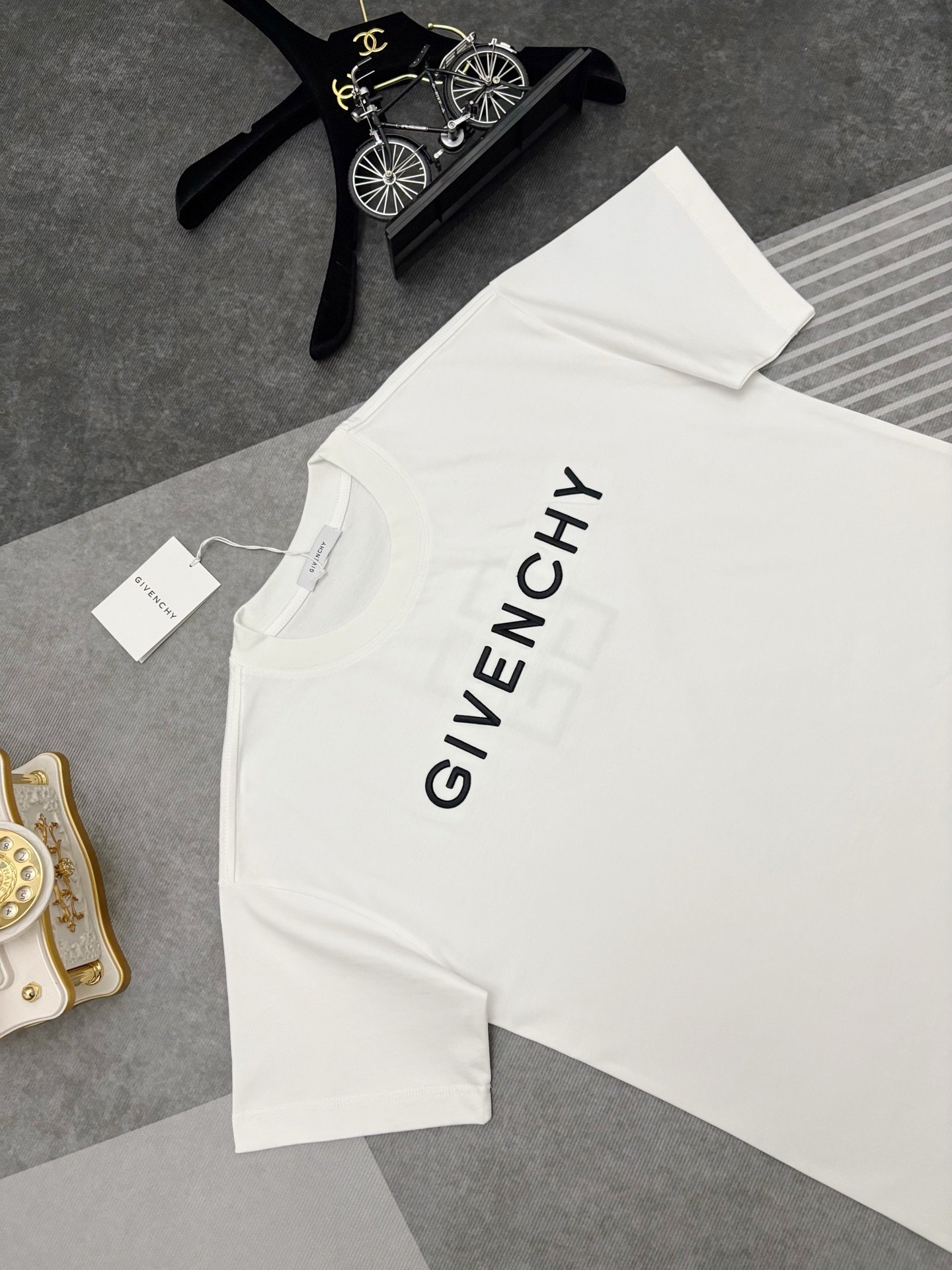 GVC men GIVENCHY（ ） T