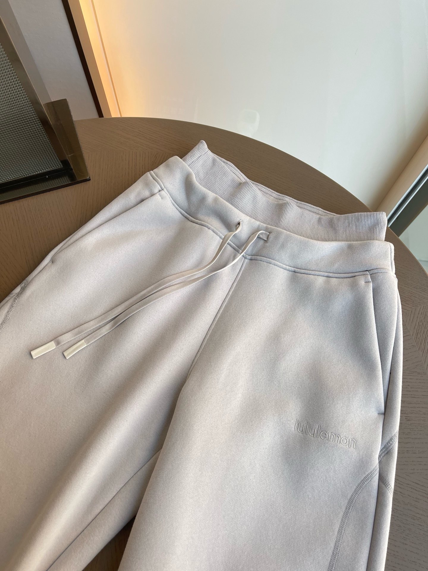 Lulu Leggings The double-layered and high-waisted design is absolutely the essence! Customized threaded — Premium Replica