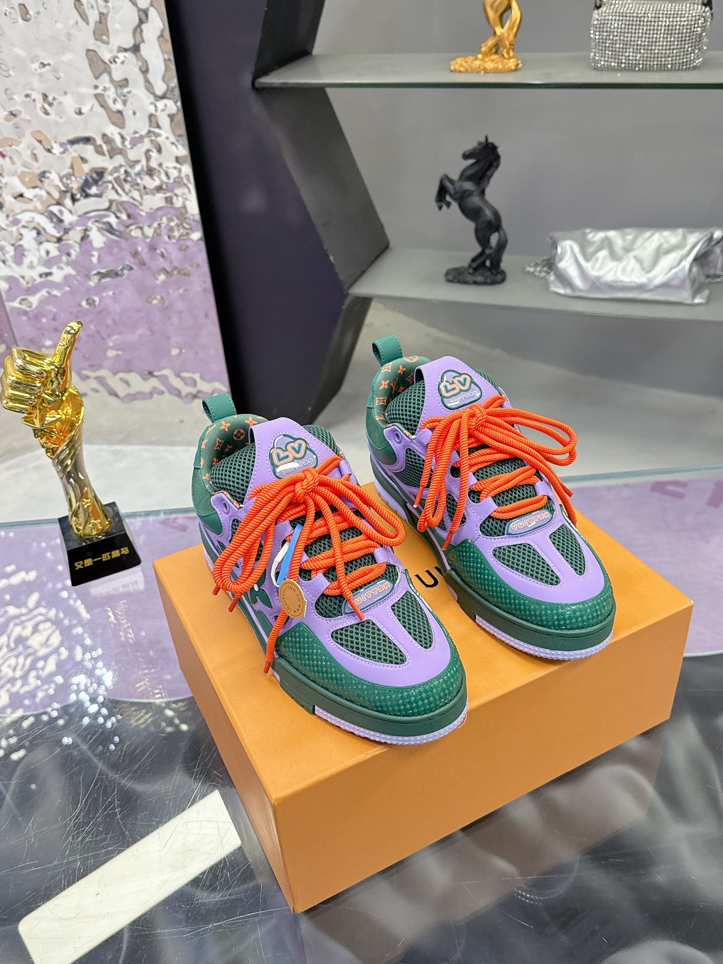 Dior women's shoes 𝙇𝙑 𝟐𝟎𝟐5 𝐒𝐒 𝐧𝐞𝐰 Officially synchronized new colors — AAA Quality Replica