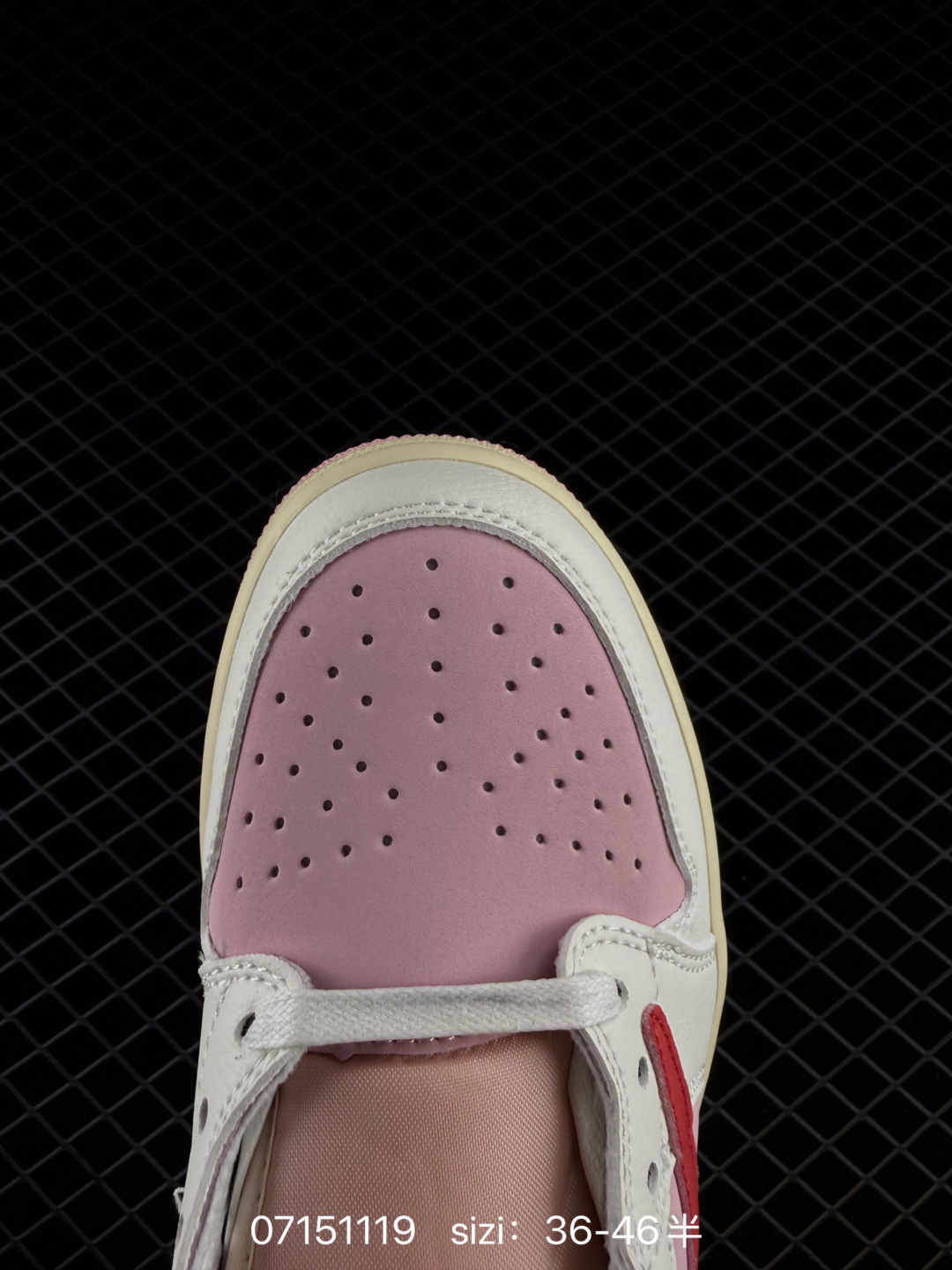 Jordan × Travis Scott Air Jordan 1 Low OG Shy Pink IQ7604-100 35.5 — 1:1 Replica