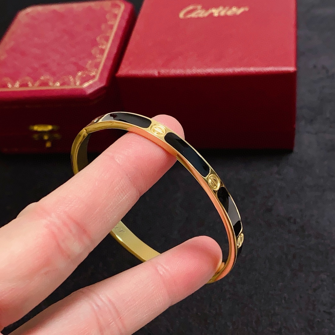 Cartier Jewelry Cartier 18k logo 360 — Premium Replica
