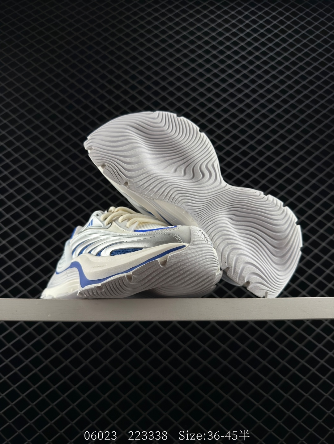 Autres Adidas Vento XLG MTW adidas