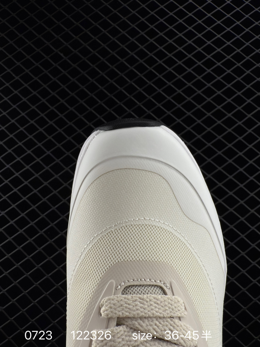 On Cloud Cloudtec Cream White Black EU 36-45 Running Shoe Running Sneakers - Unisex BS-85521