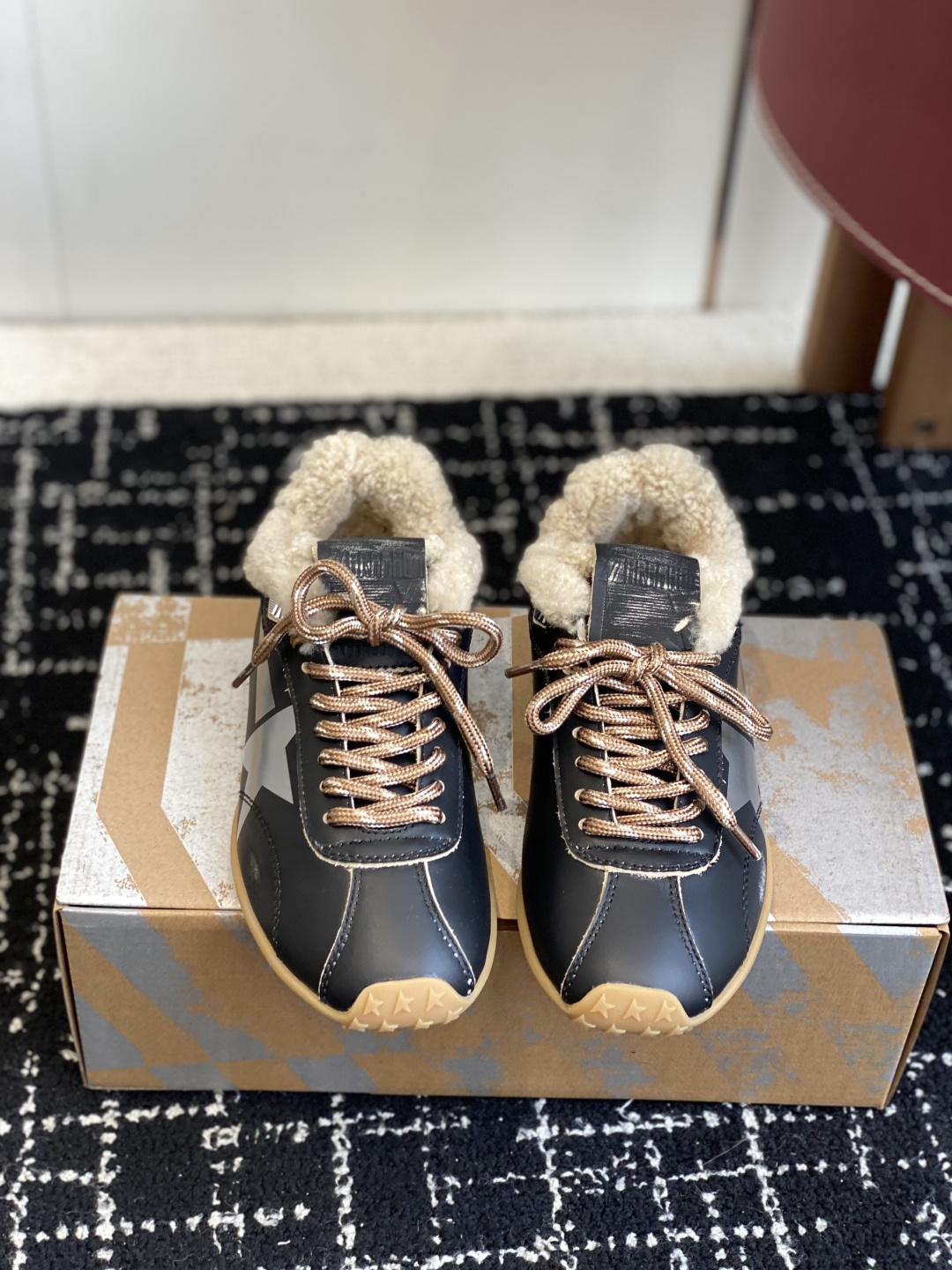 Golden Goose 25ss Shearling Lined Star Sneaker Black Silver Beige Bronze Gum BS-87429