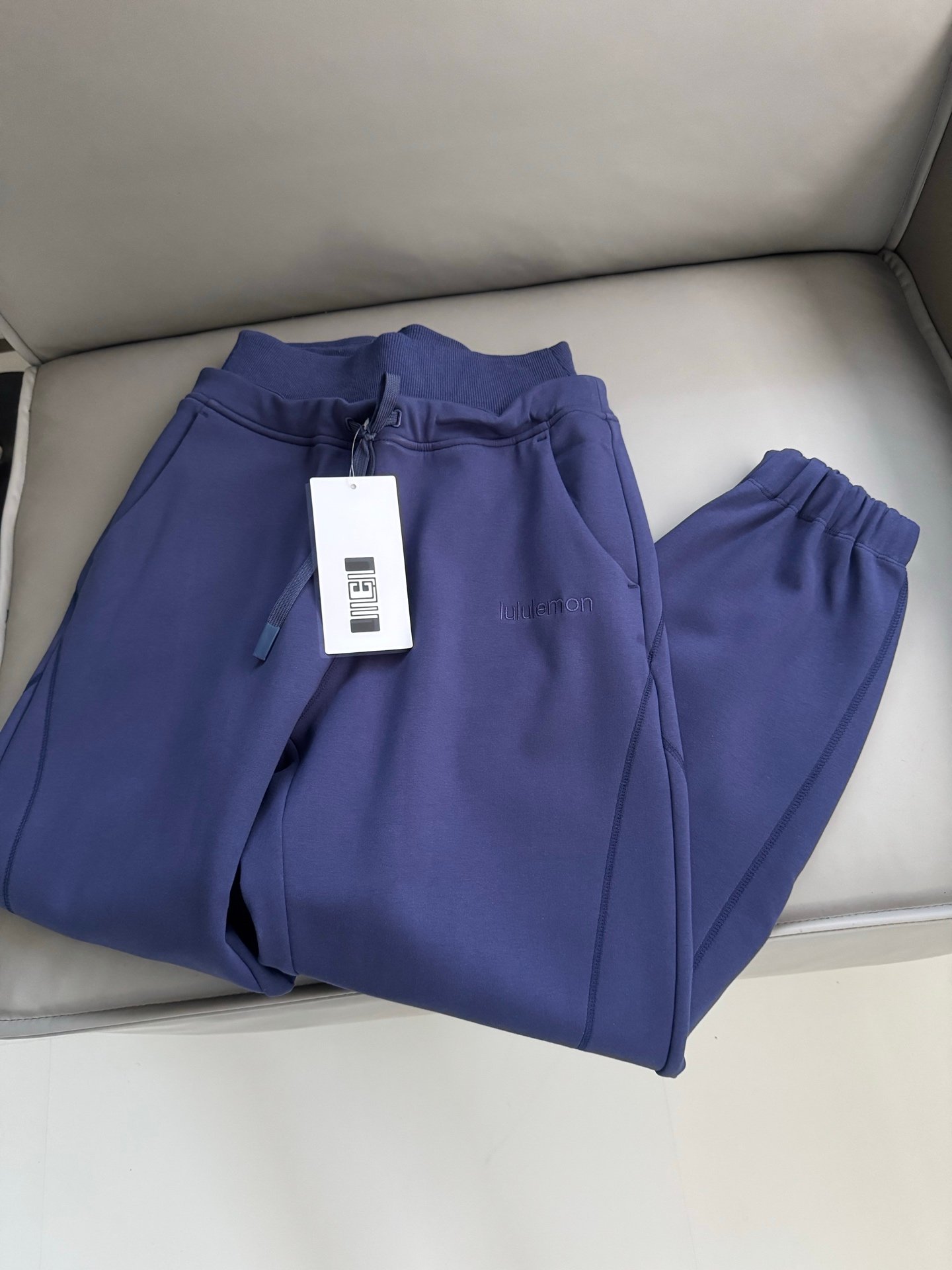 Lulu Leggings Craftsmanship made by professional sports machines! Every one is valuable! This is the sense of value!