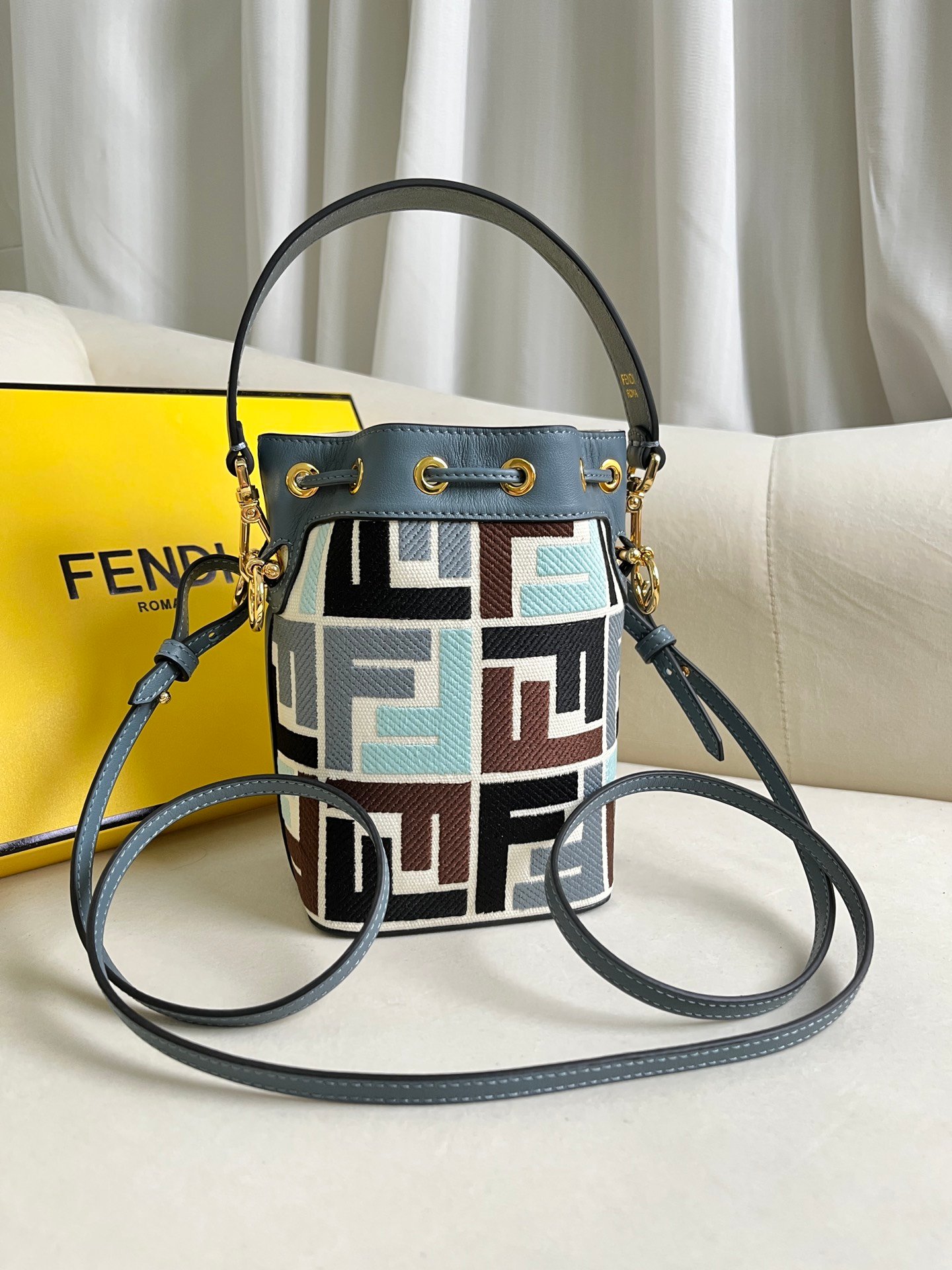 Fendi bag Premium